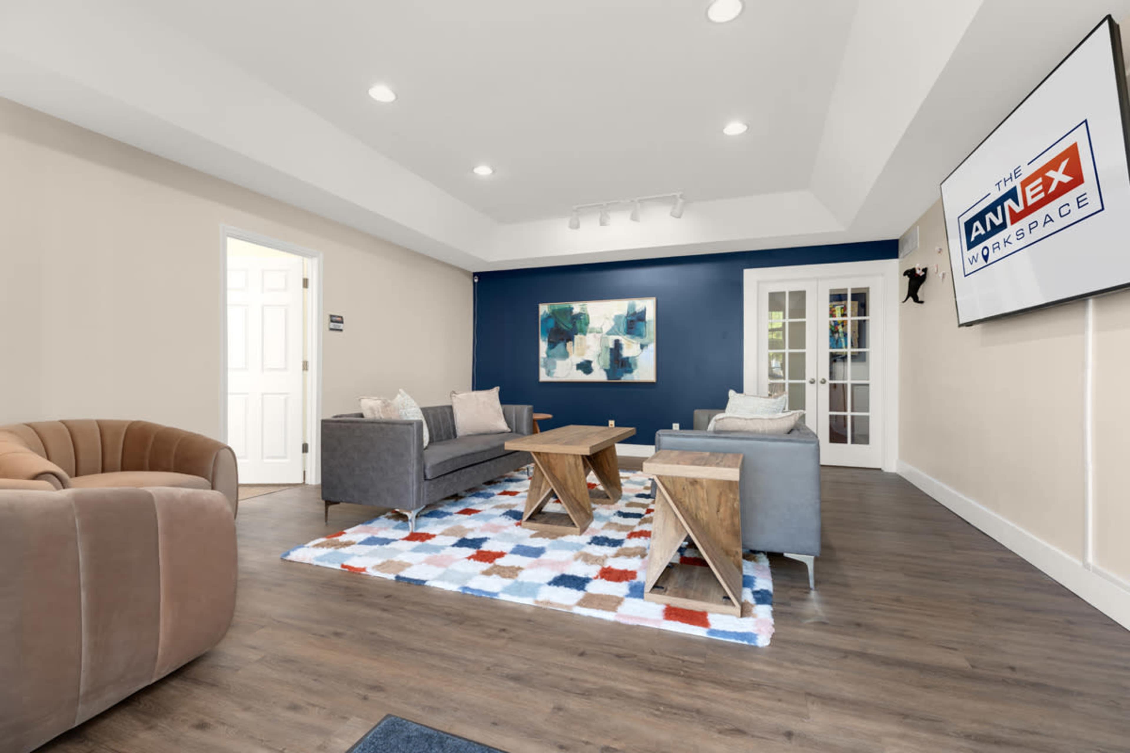 Luxe Lounge Image in O'Fallon Township, St. Peters, MO