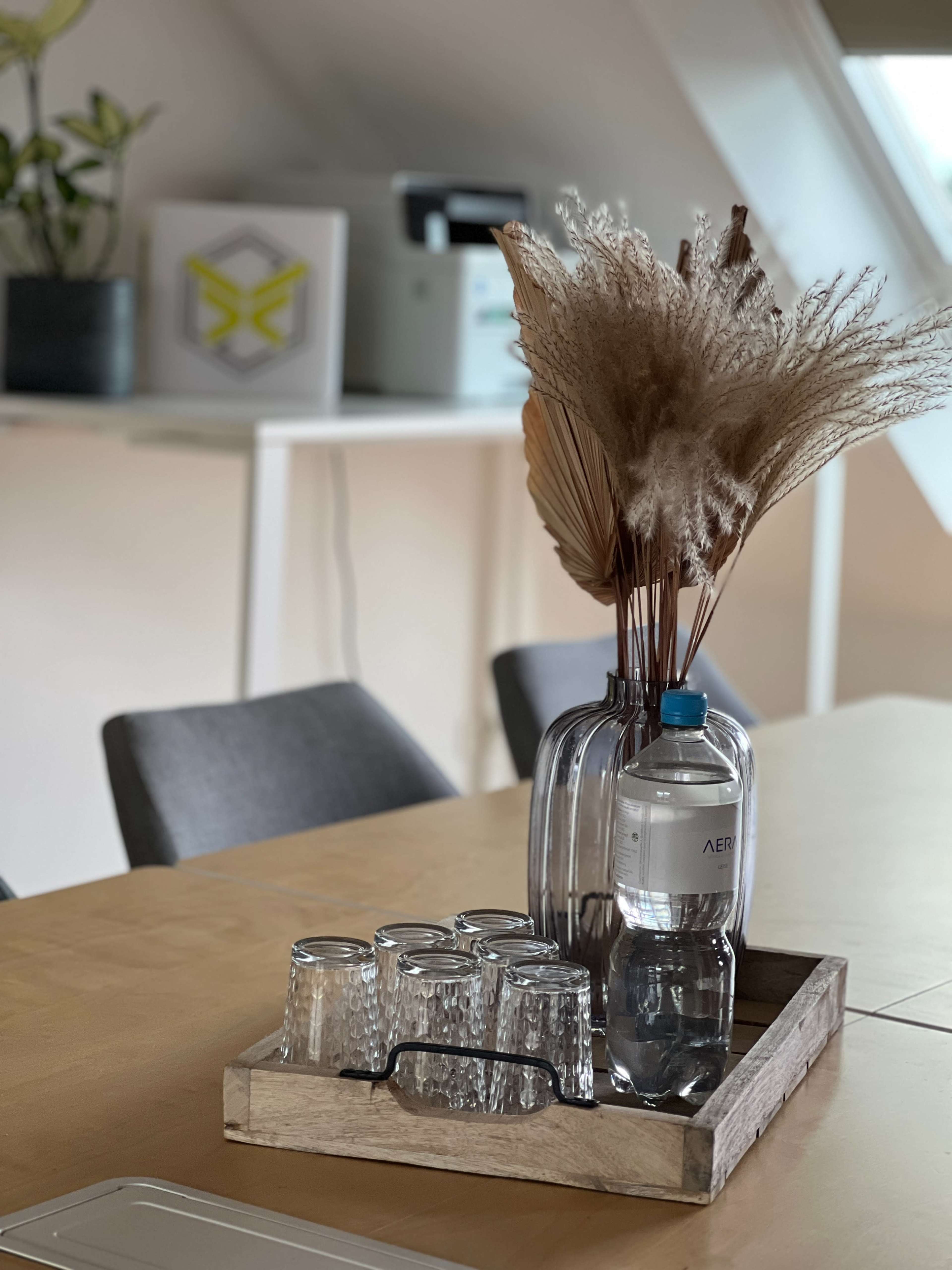 Lichtdurchfluteter Seminar- & Workshopraum im Herzen von Hannover  am Wochenende mieten Image in Südstadt, Hannover mitte