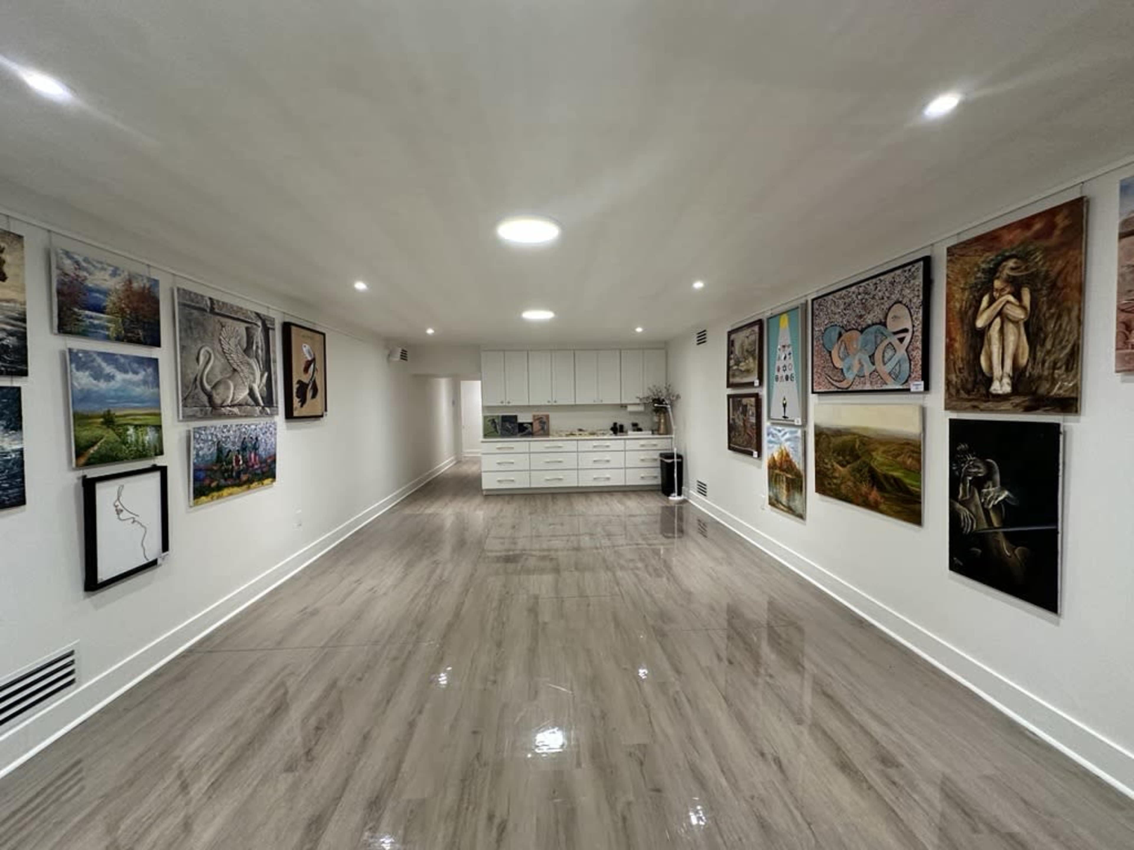 Art Gallery Meeting Space Downtown Alpharetta Image in Alpharetta, Alpharetta, GA