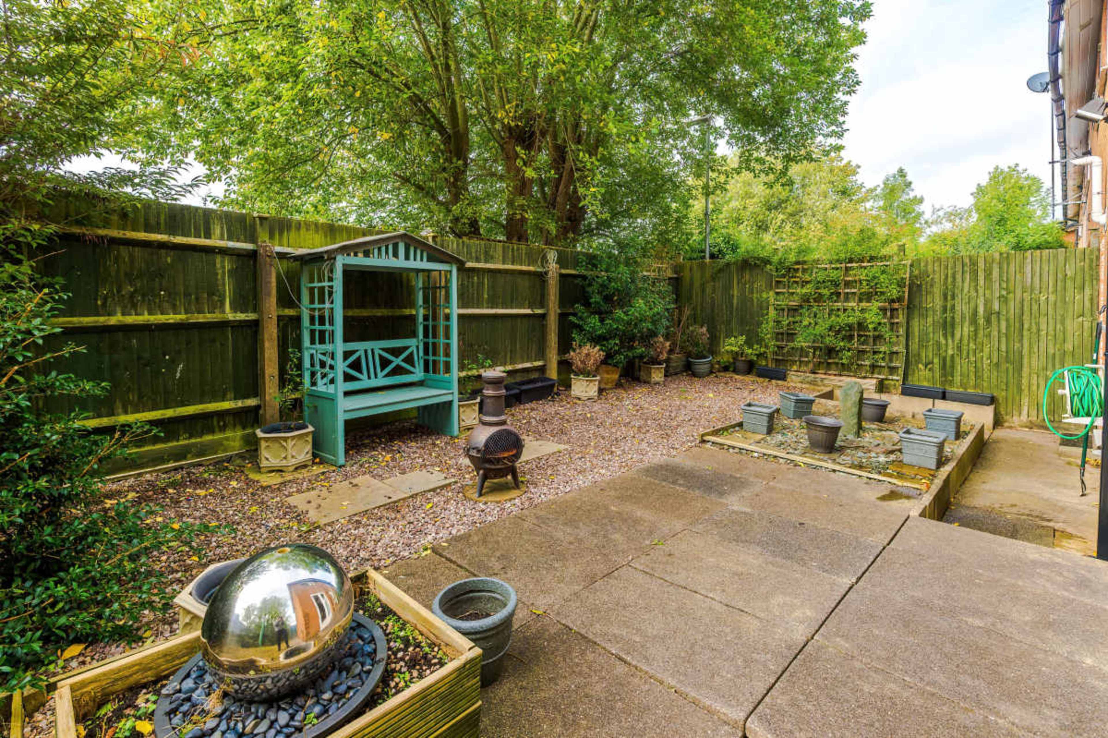 3 Bed House in Knutsford with Garden and Driveway Image in Knutsford, Knutsford, ENG