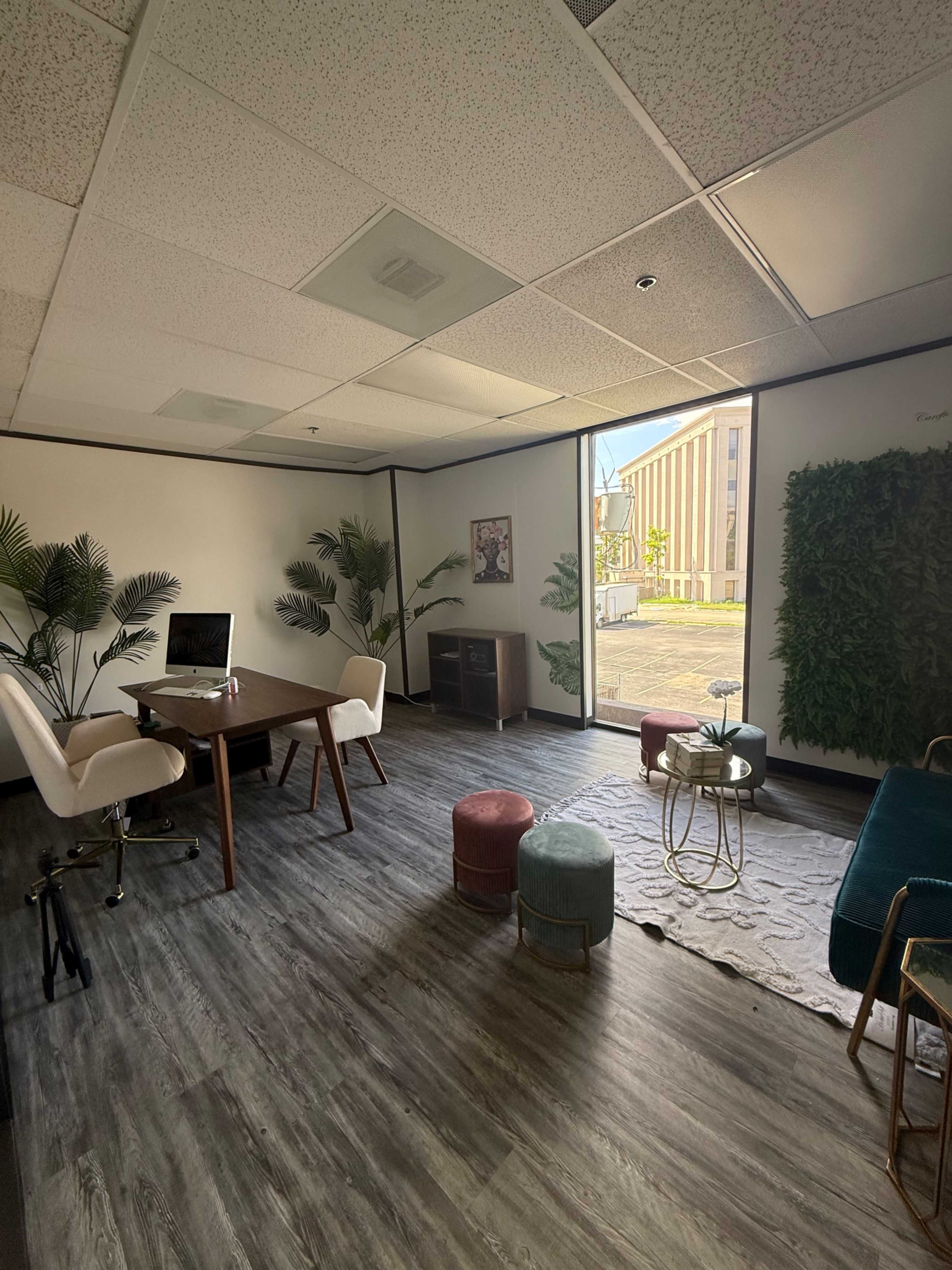 IAH Multipurpose Suite Image in Northside, Houston, TX