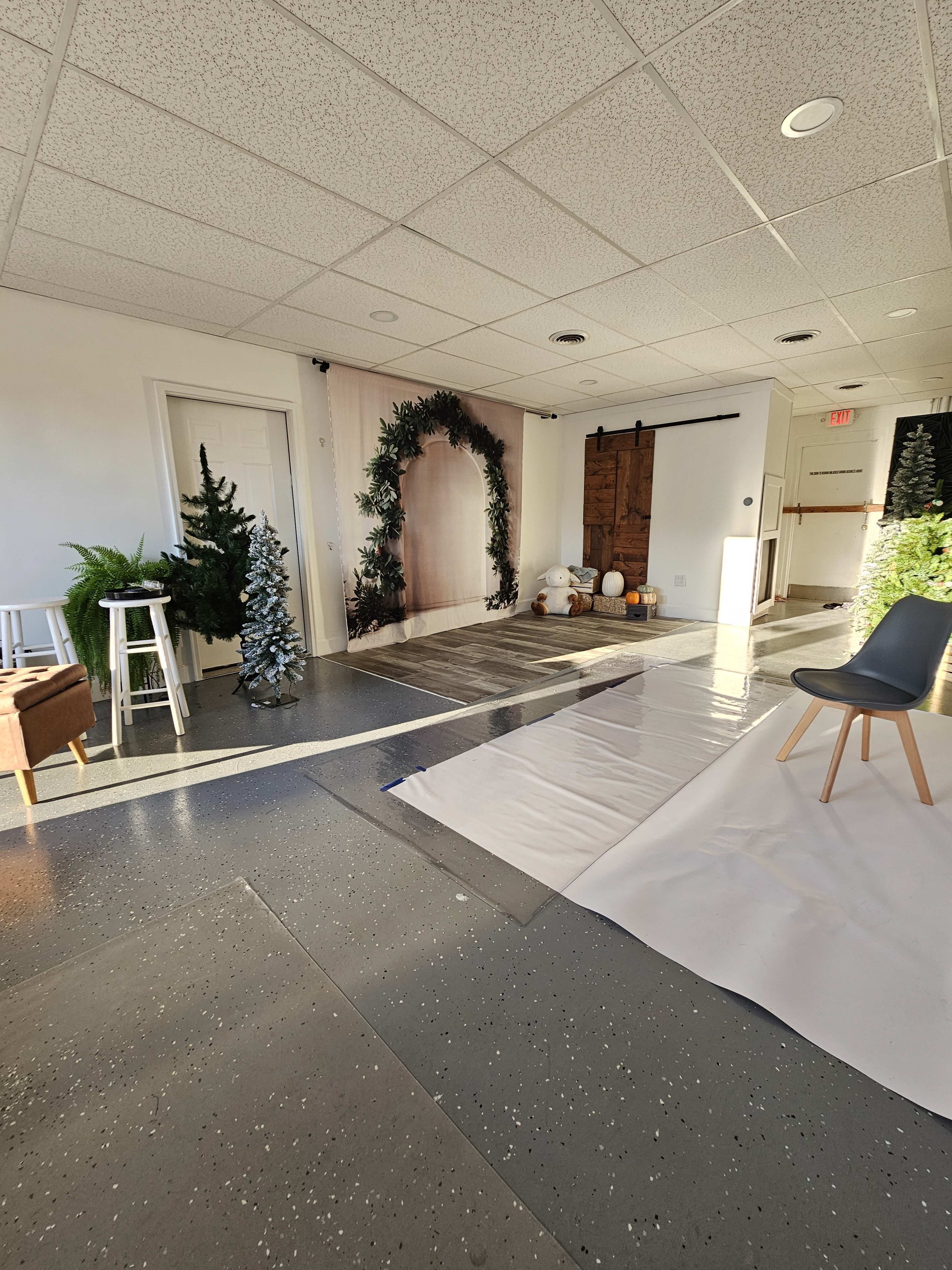 Well lit, open studio space near historic Independence Square Image in Blue Township, Independence, MO