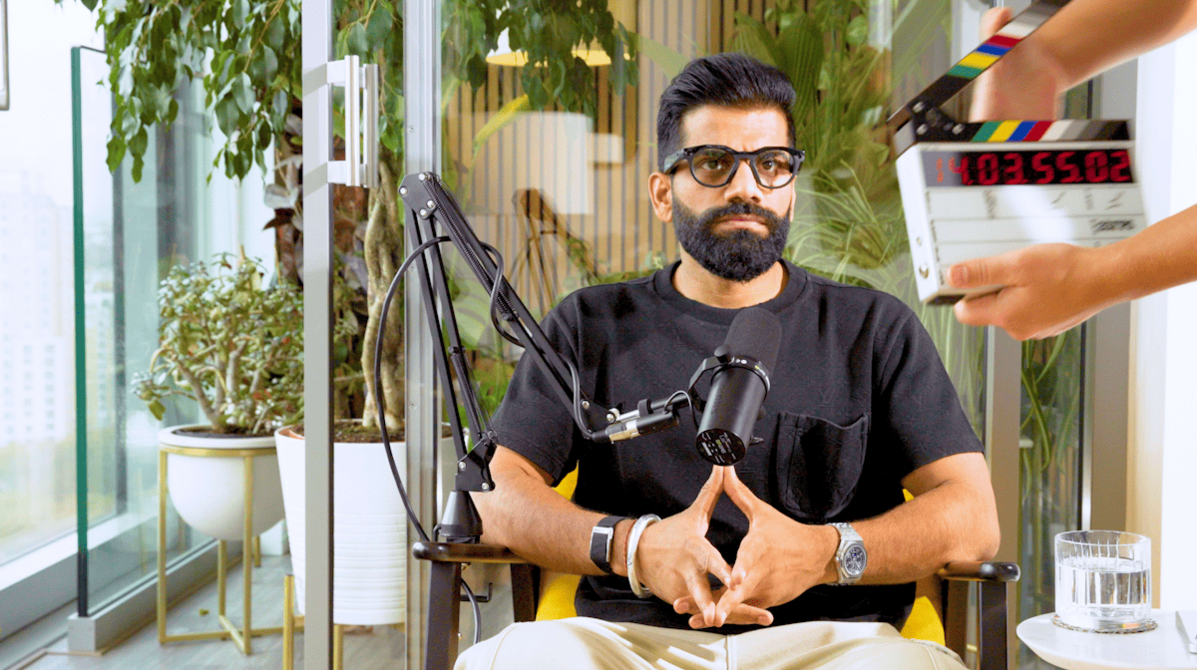 All-Inclusive Podcast & Interview Recording Image in Canary Wharf, London, ENG