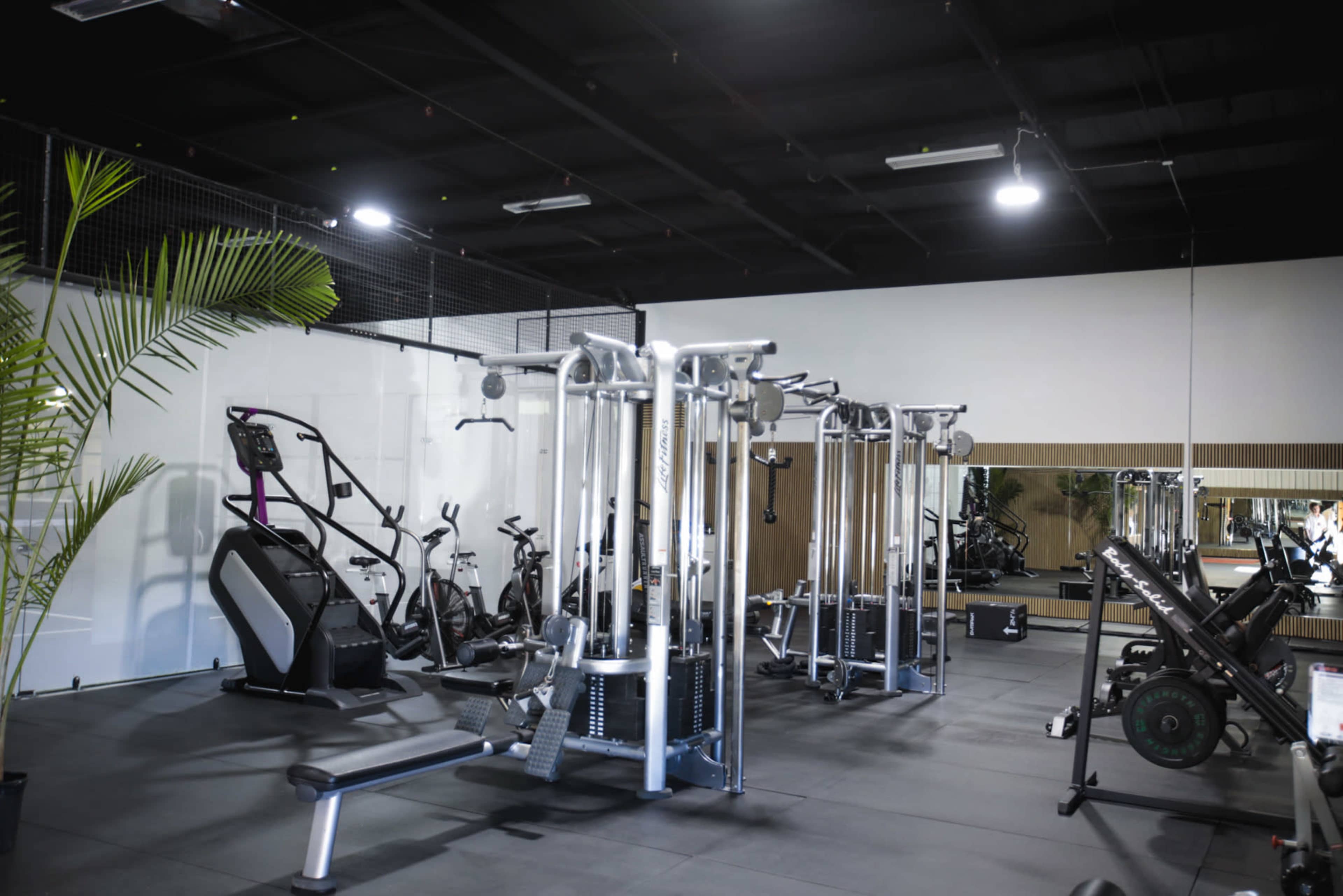 “PRIVATE MODERN GYM & Wellness Space Studio: Perfect for Events, Shoots, and Fitness Classes” Image in Clairemont, San Diego, CA