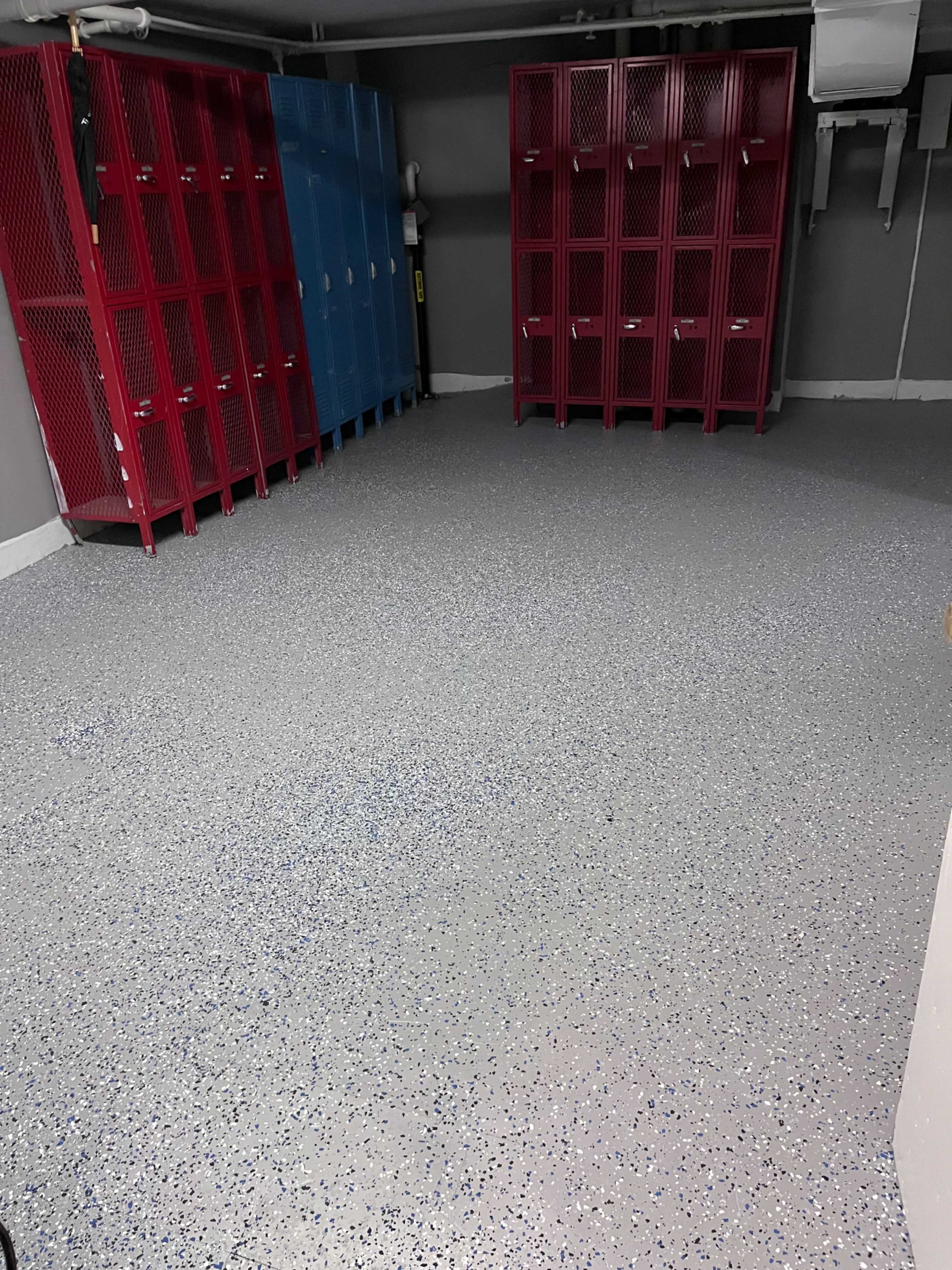 Industrial high ceiling, urban midtown Manhattan Image in Midtown Manhattan, Manhattan, NY