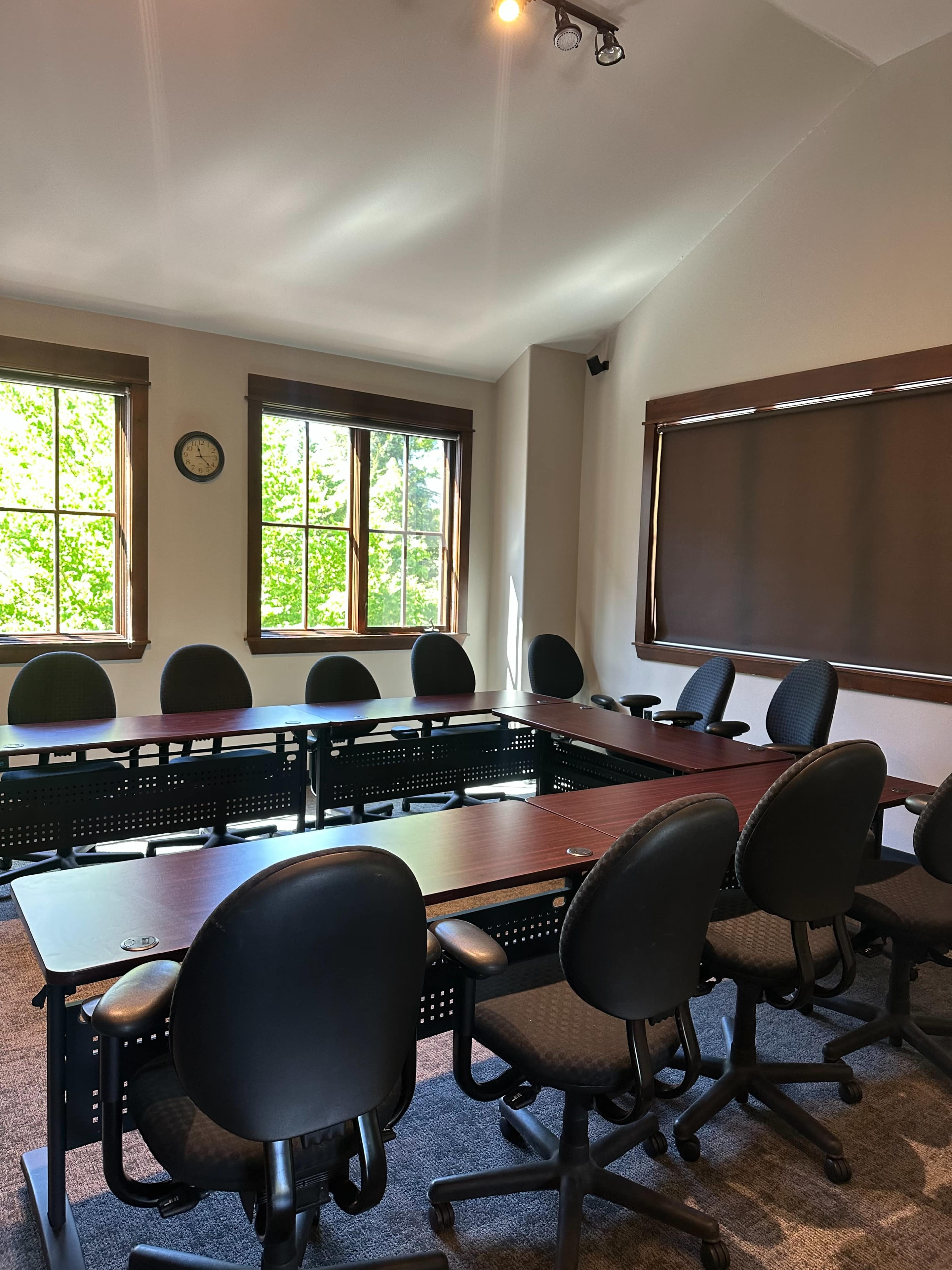 Large, Modern Training Room Image in Metzger, Tigard, OR