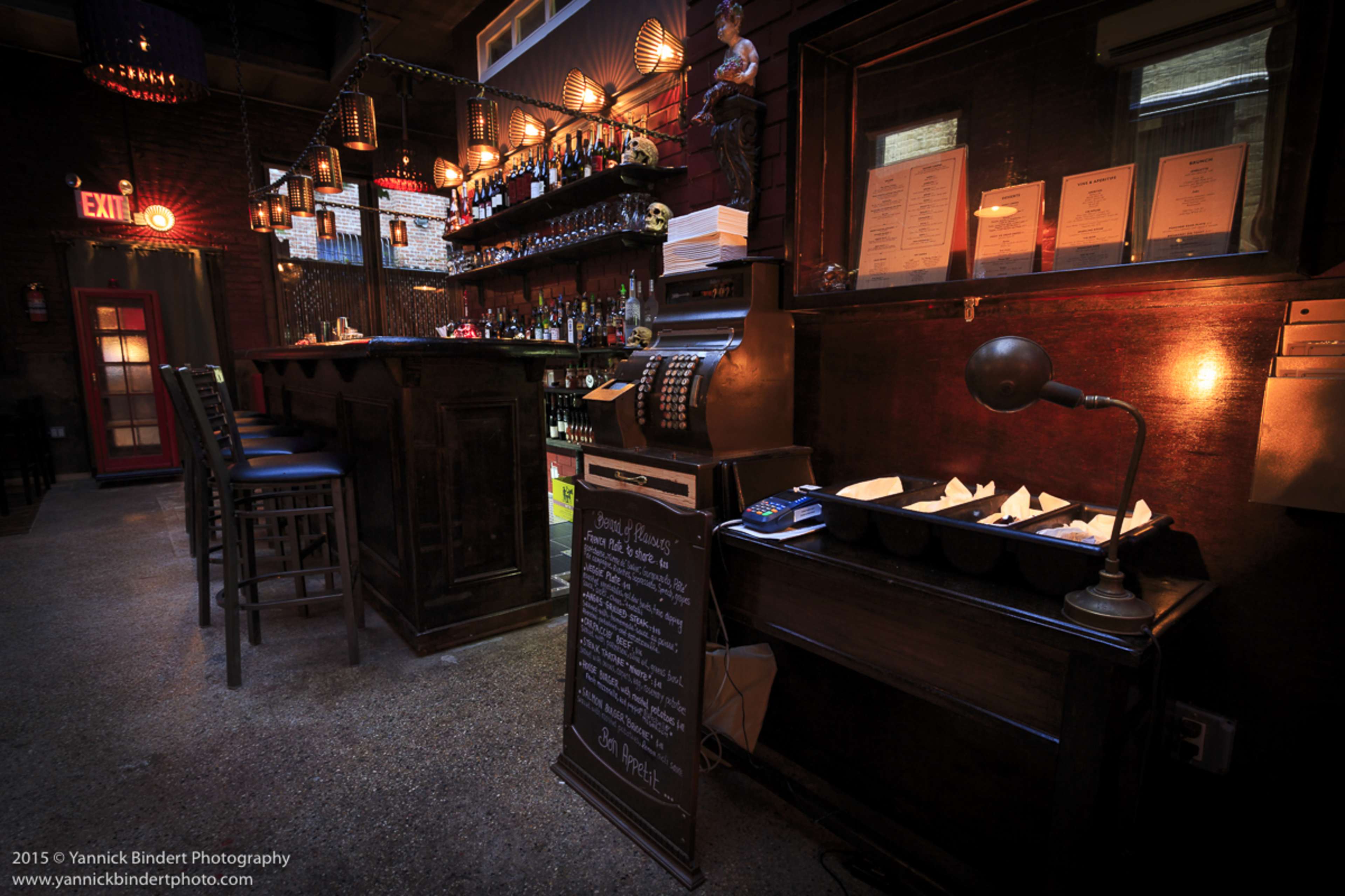Sexy and Intimate Bar Venue Speakeasy Image in Bushwick, brooklyn, NY