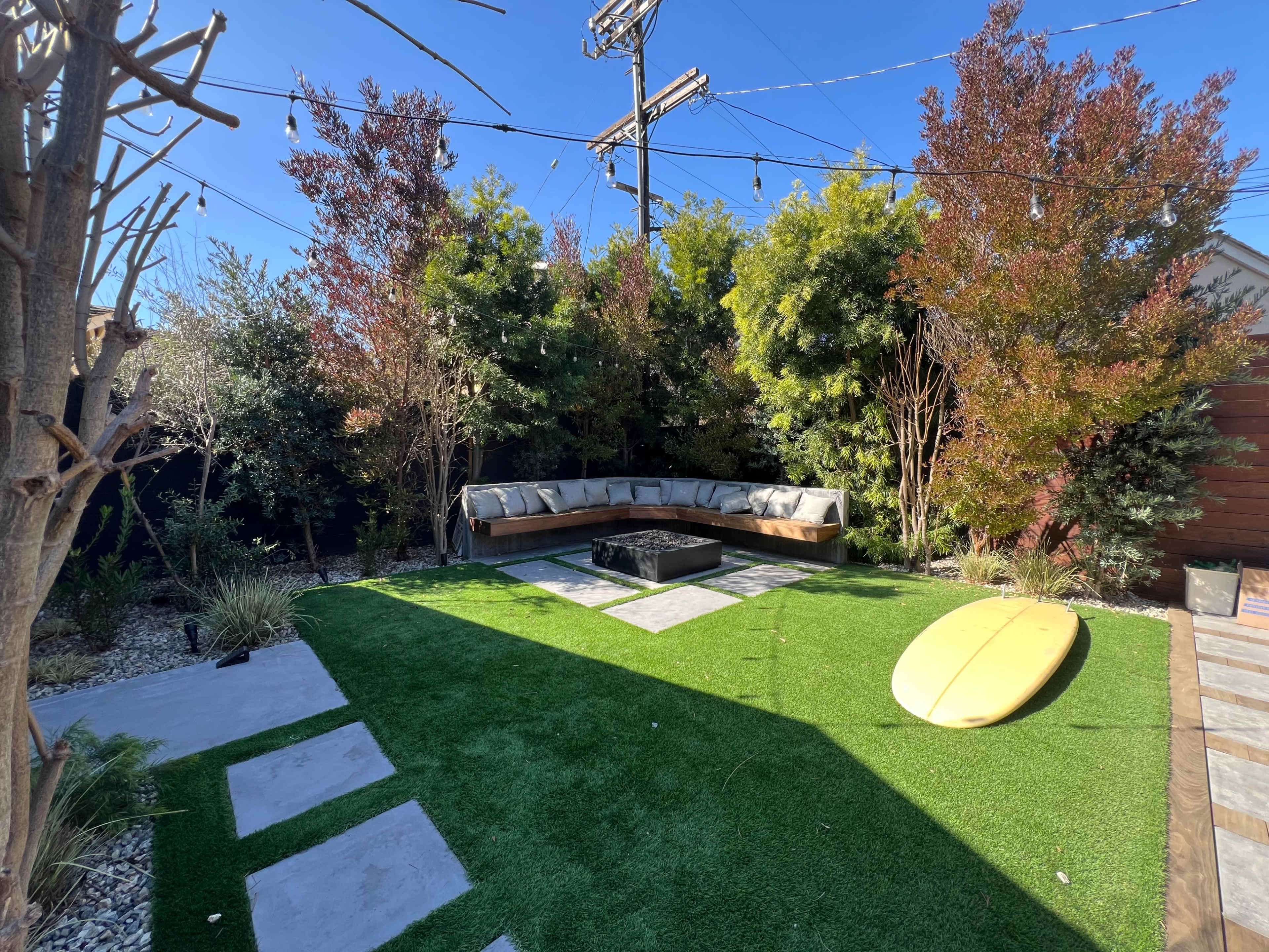 Home Music Studio. Operated by two independent artists! Beautiful tree lined Santa Monica neighborhood. Fully Equipped, comfortable, music studio seamless flow into outdoor content creation venue. all in one place to  produce/record/create content and perform! laid back, home like atmosphere. comfortable place to be inspired and create! Image in Sunset Park, Santa Monica, CA