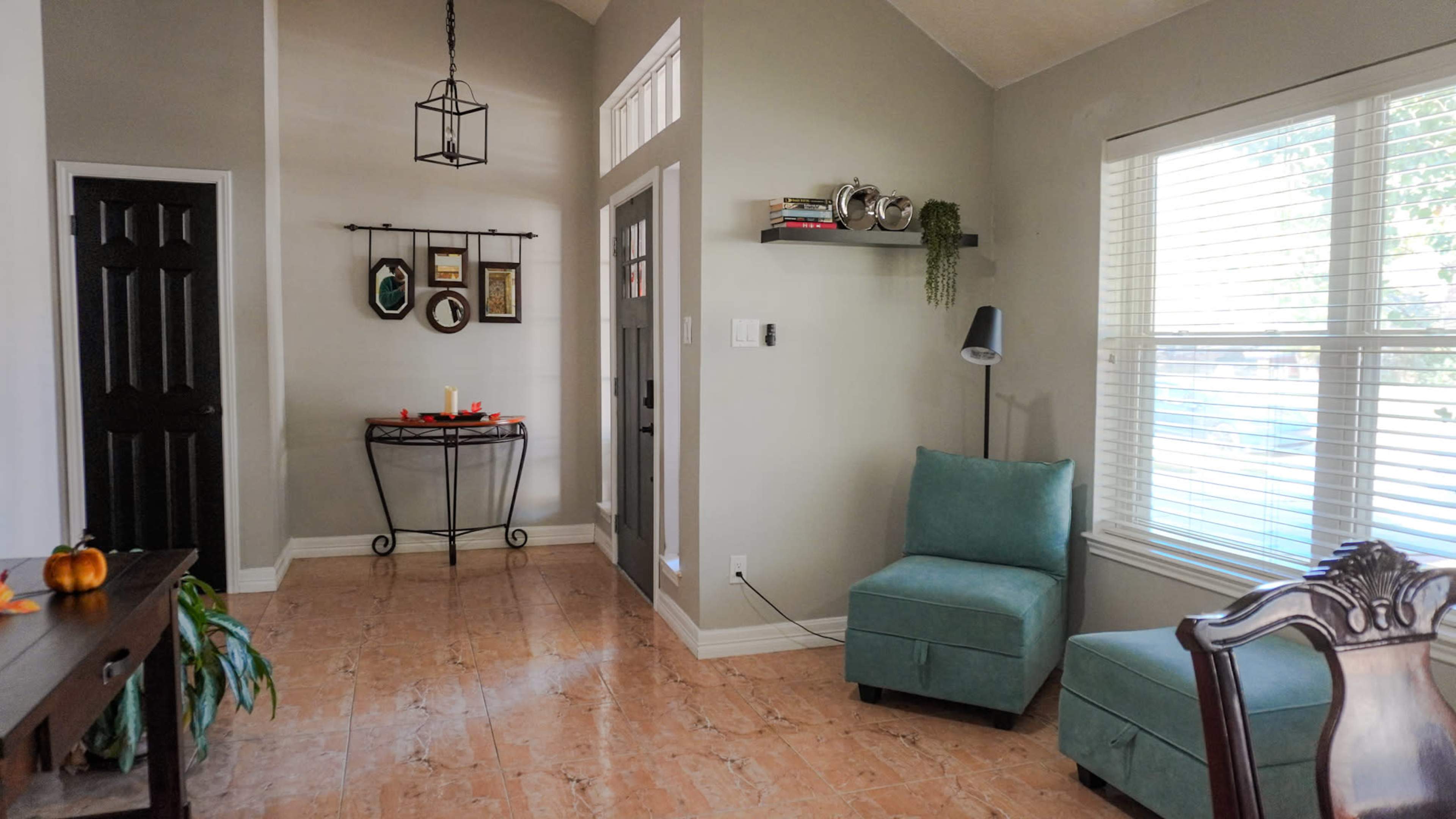 Full House with private jacuzzi close to IAH Image in Atascocita South, Humble, TX