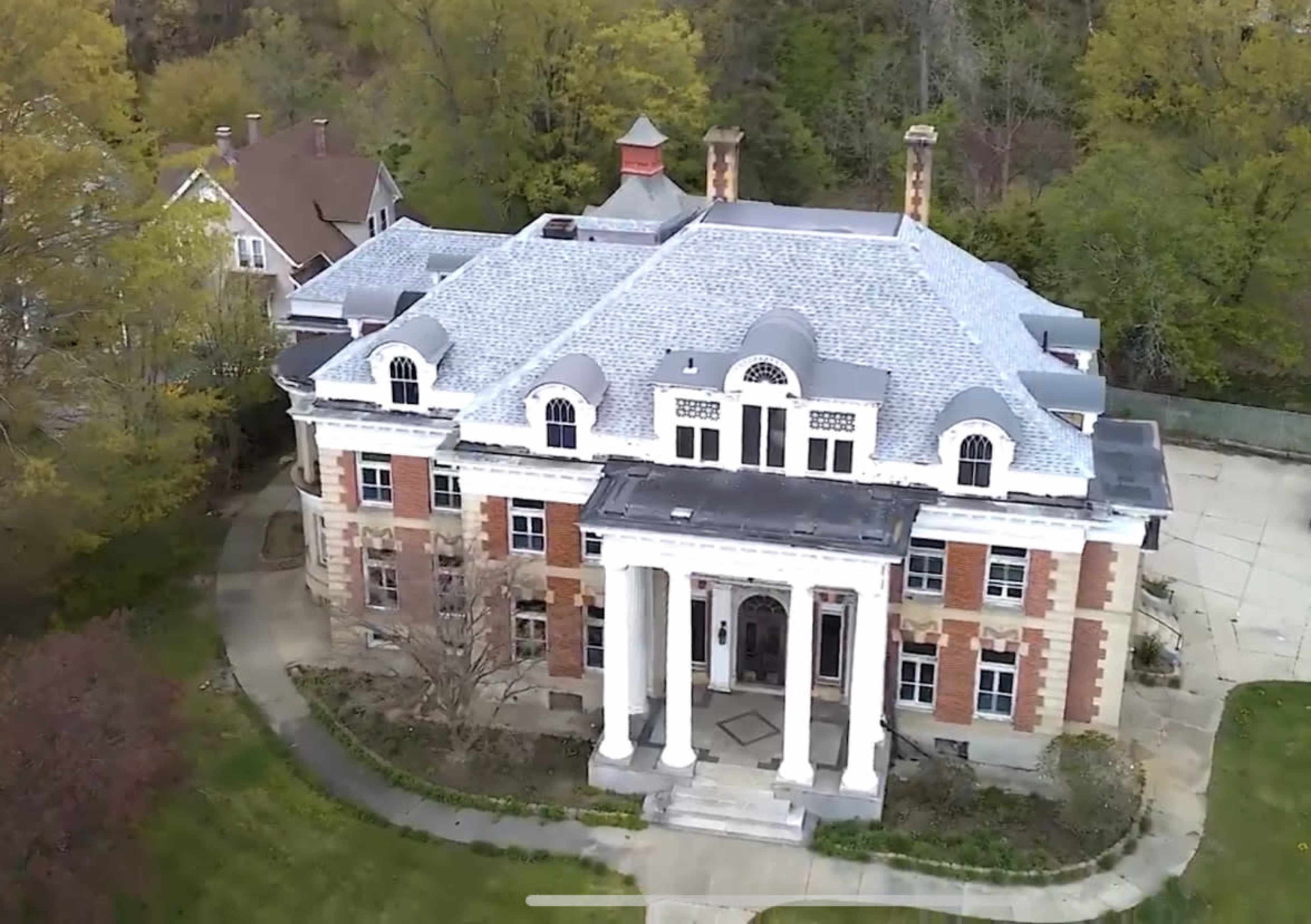 Historic mansion with a hedge maze garden in a charming New England town Image in Orange, Orange, MA