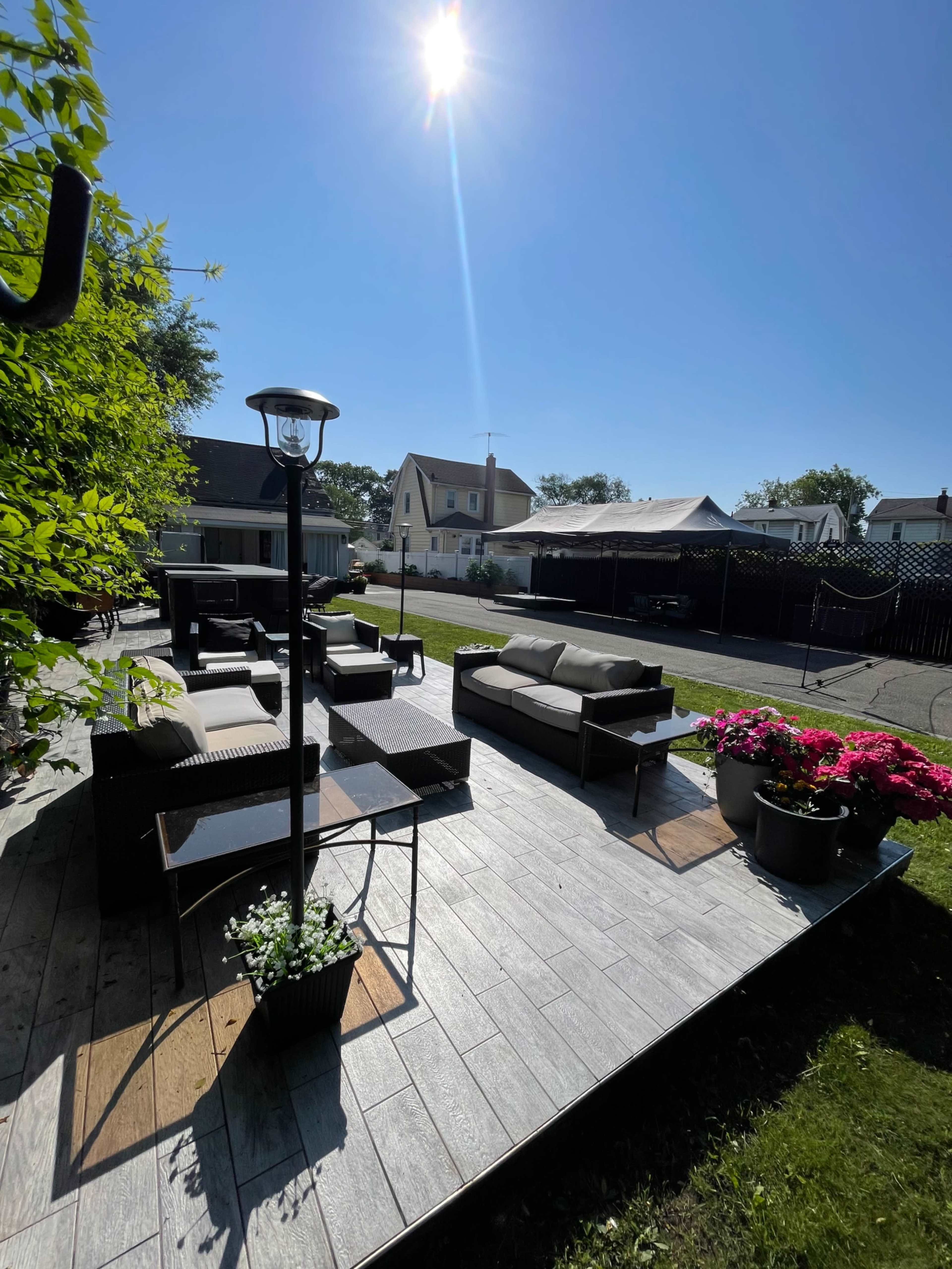 Luxurious Backyard Jacuzzi Bar Basketball Court Space Image in St. Albans, Springfield Gardens, NY
