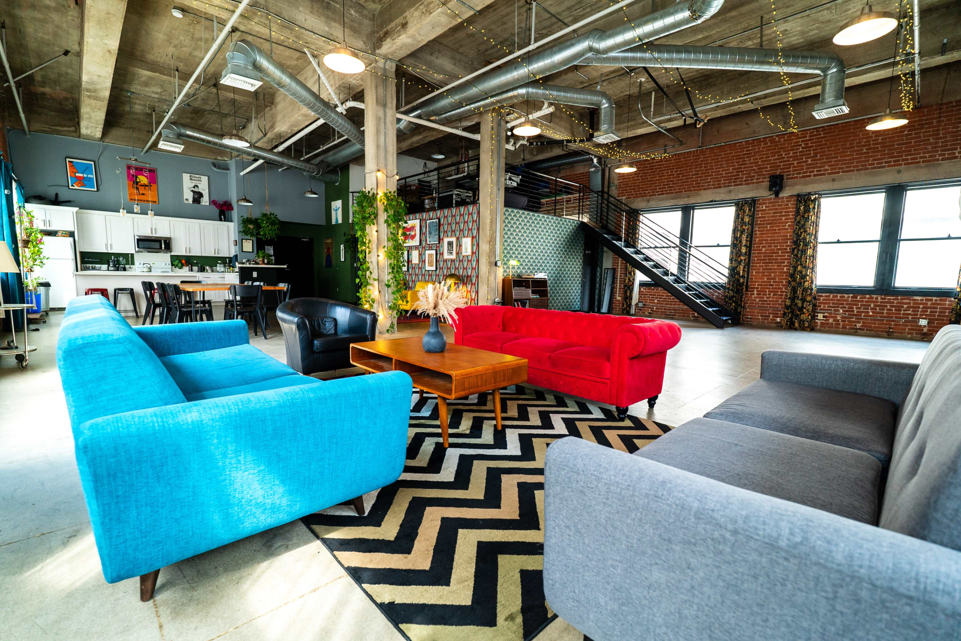 Big Time Studio LA | Spacious DTLA Penthouse Loft with