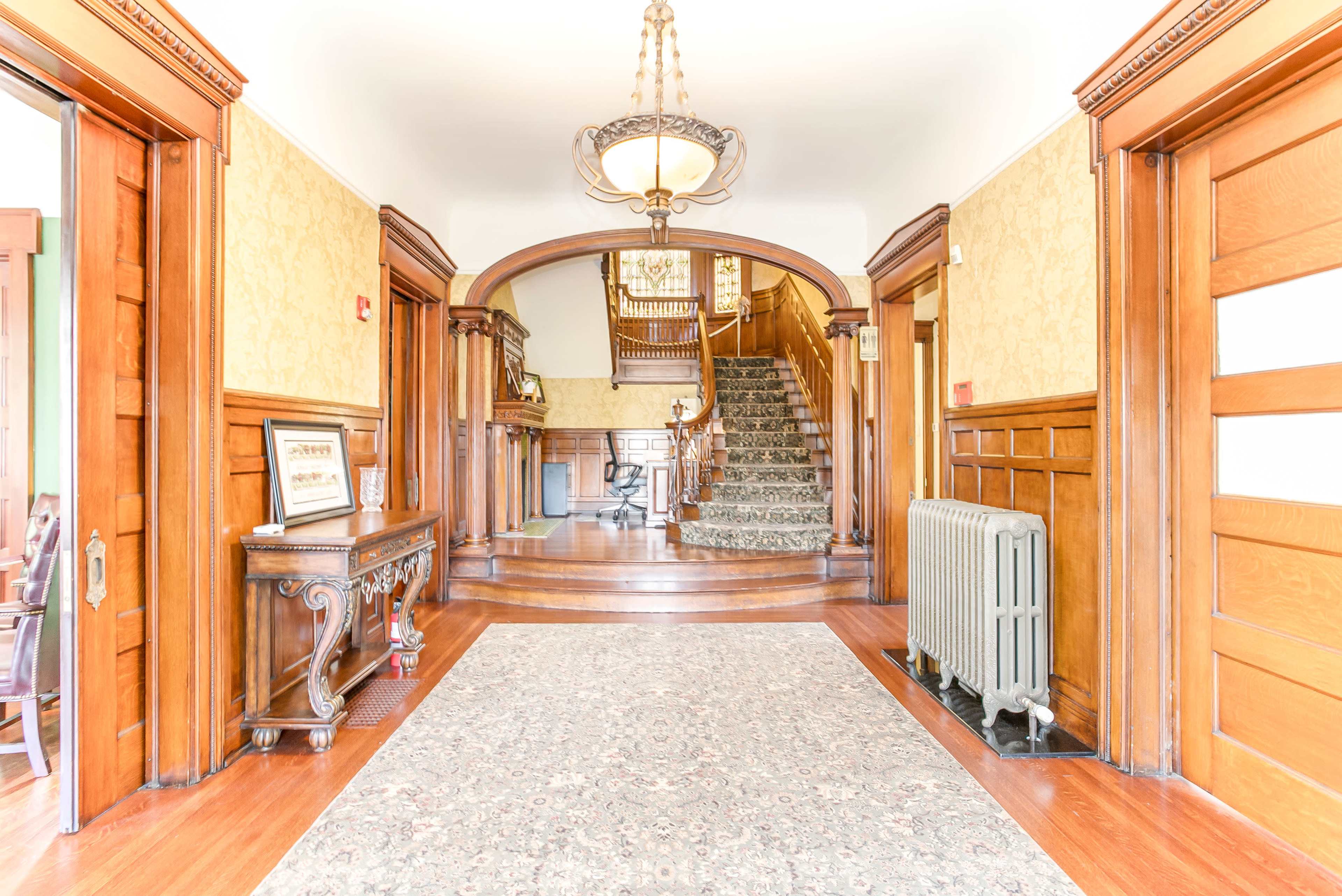 Historic Mansion Boardroom in Heart of Newport Image in Mansion Hill, Newport, KY