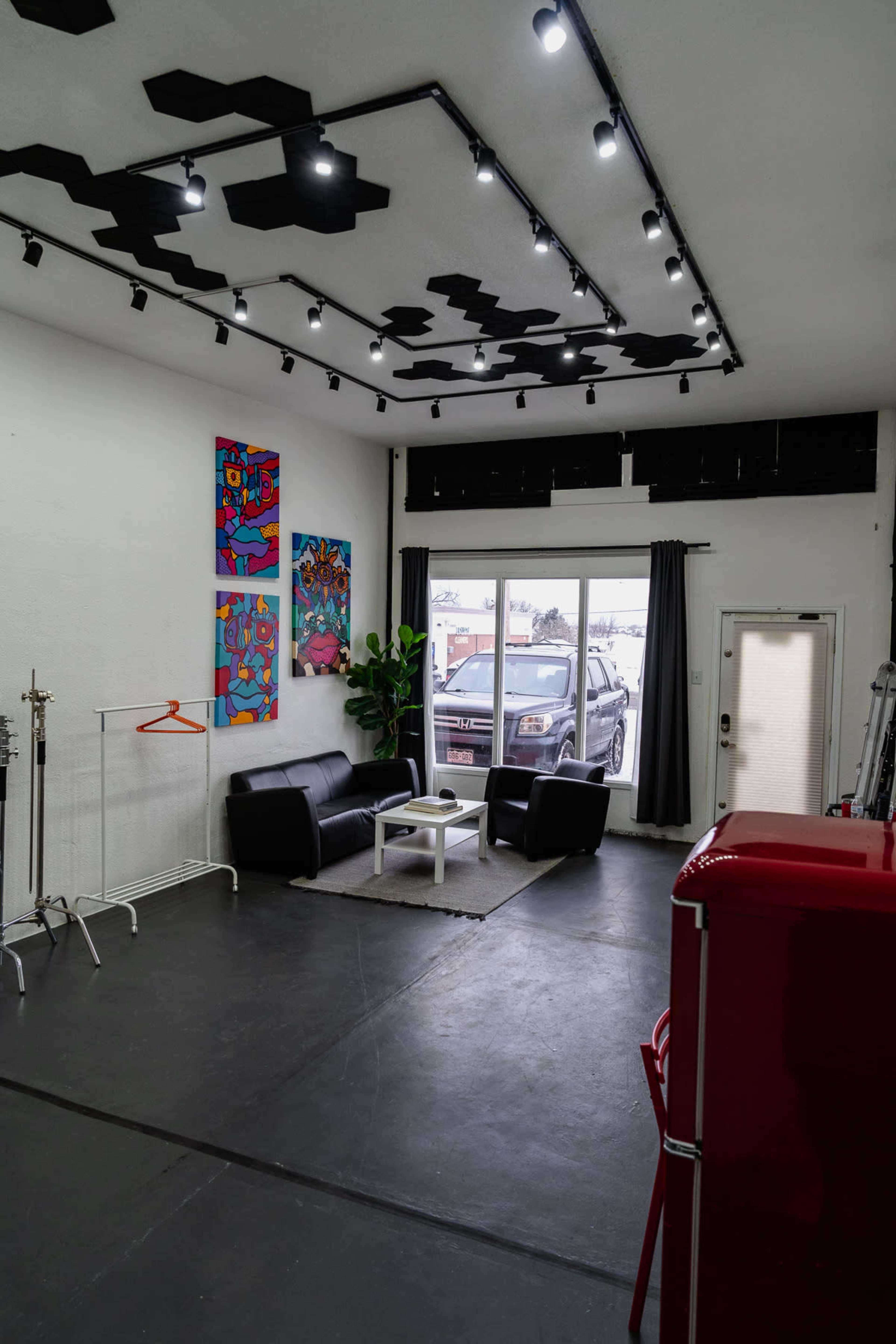 Vibrant and versatile creative studio nestled in Lowry, Denver Image in Delmar Parkway, Denver, CO