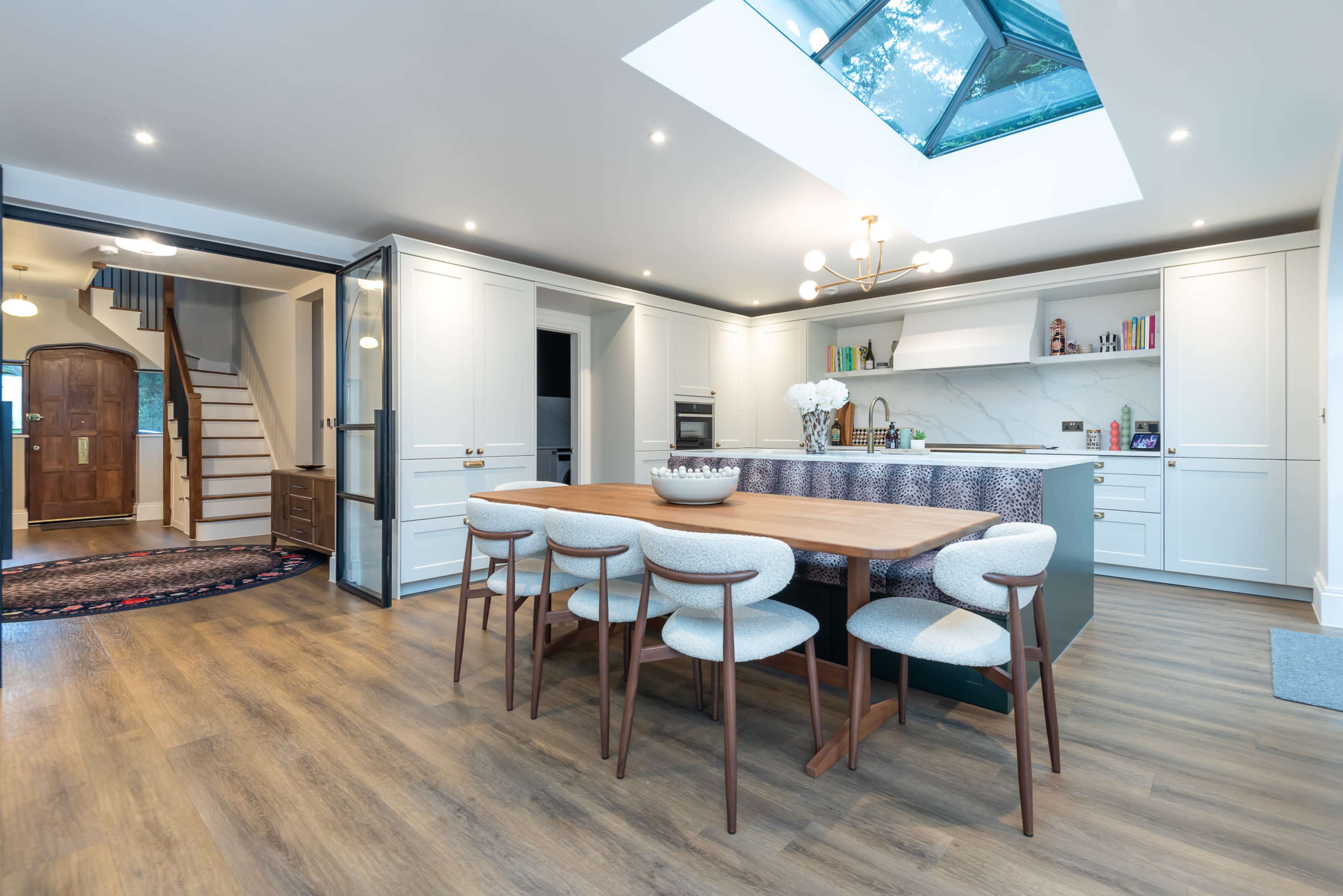 Bright & Modern Home in North London Image in London, Enfield, ENG