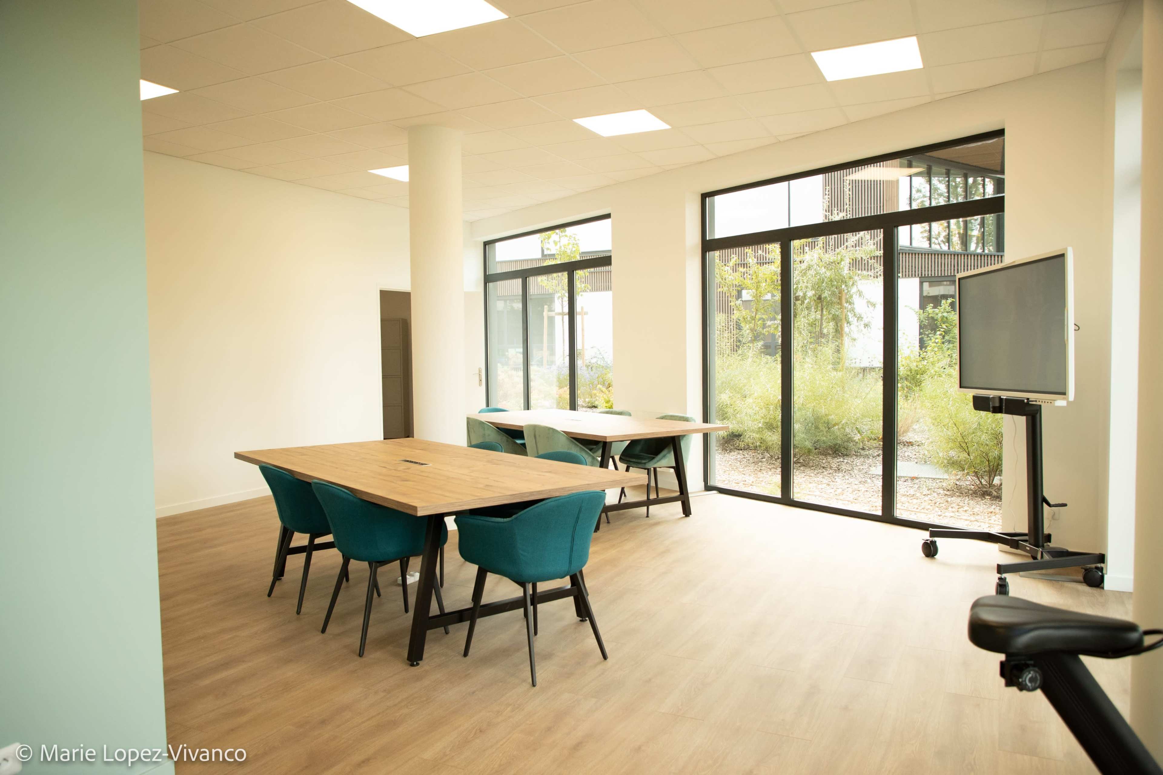 Salle polyvalente pour vos meetings professionnels, à deux pas du Canal de L'Ourcq Image dans , Bobigny, 