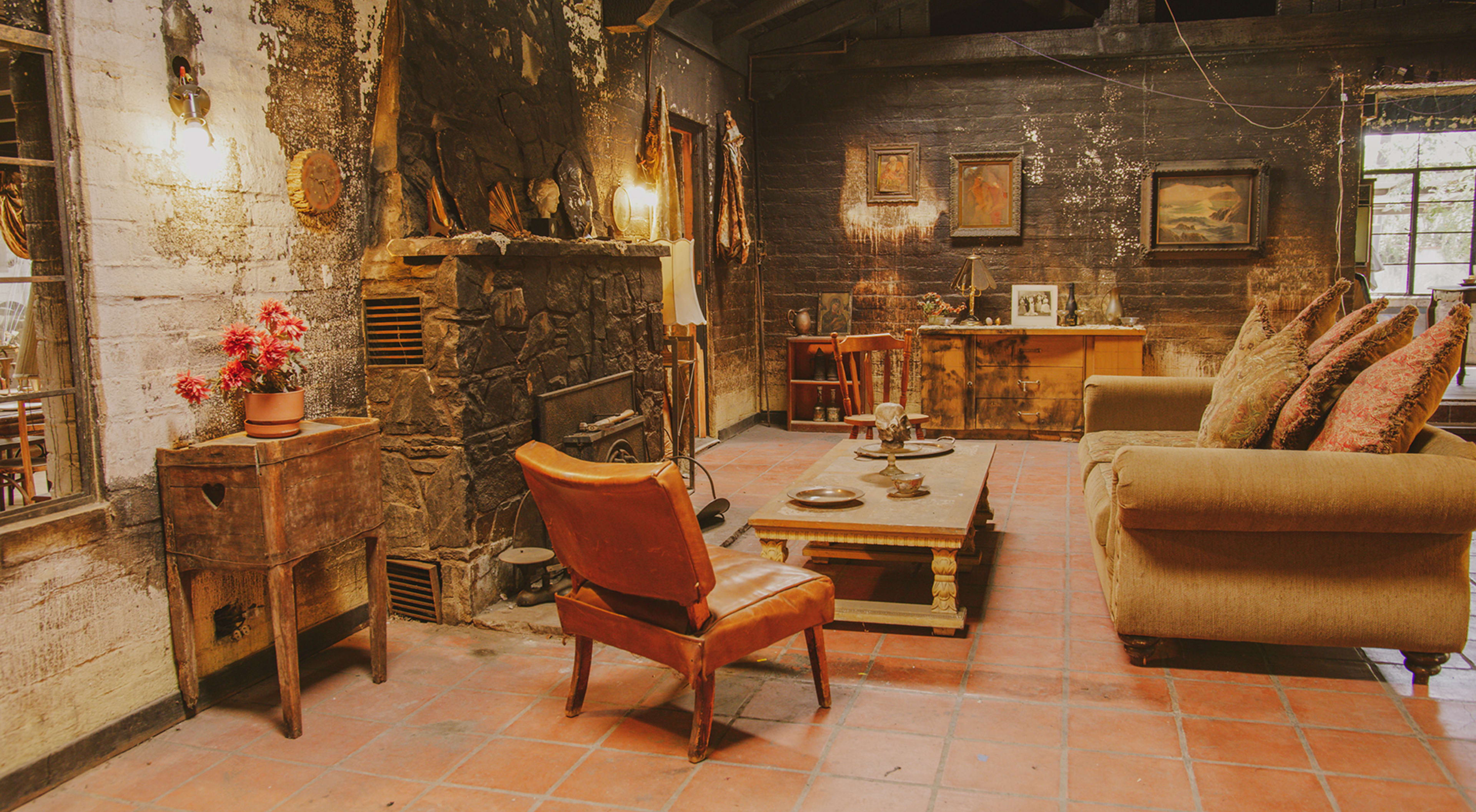 SPOOKY BURNED HAUNTED HOUSE / EERIE CELLAR ~ Halloween Horror Location Image in Sun Valley, Sun Valley, CA