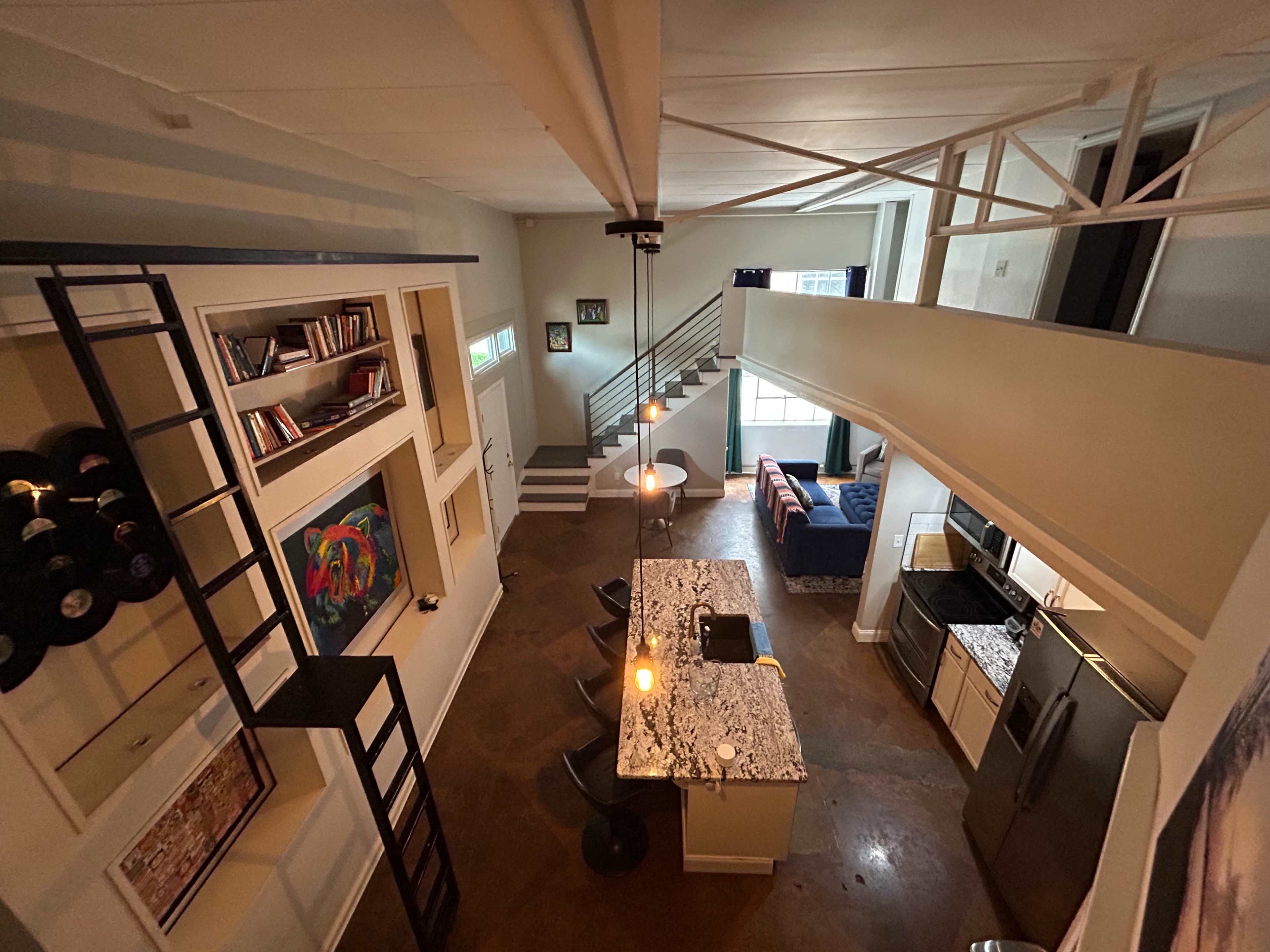 Urban modern industrial loft Image in Deep Ellum, Dallas, TX