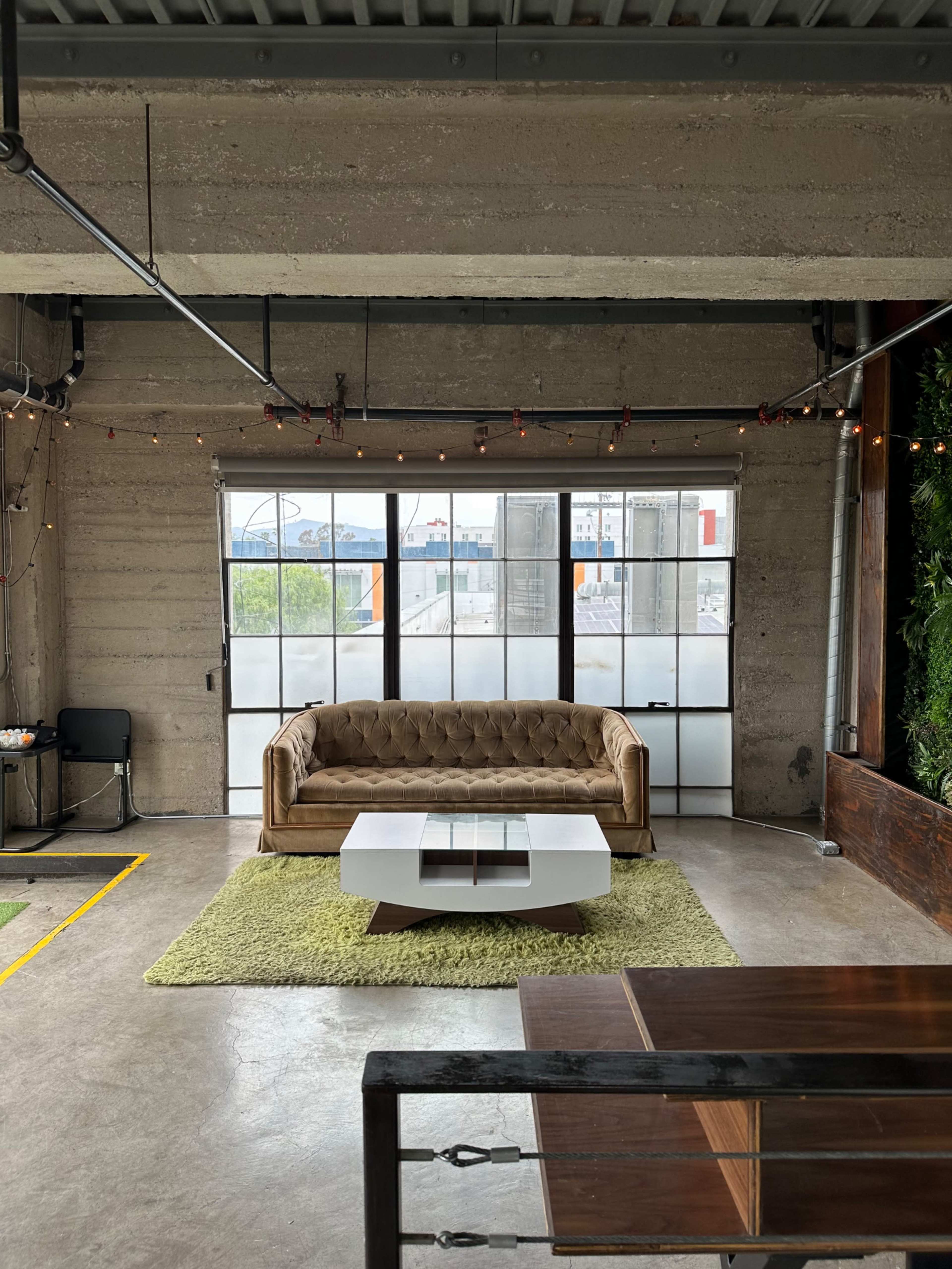 Downtown 3 floor loft with Rooftop Terrace Image in Koreatown, Los Angeles, CA