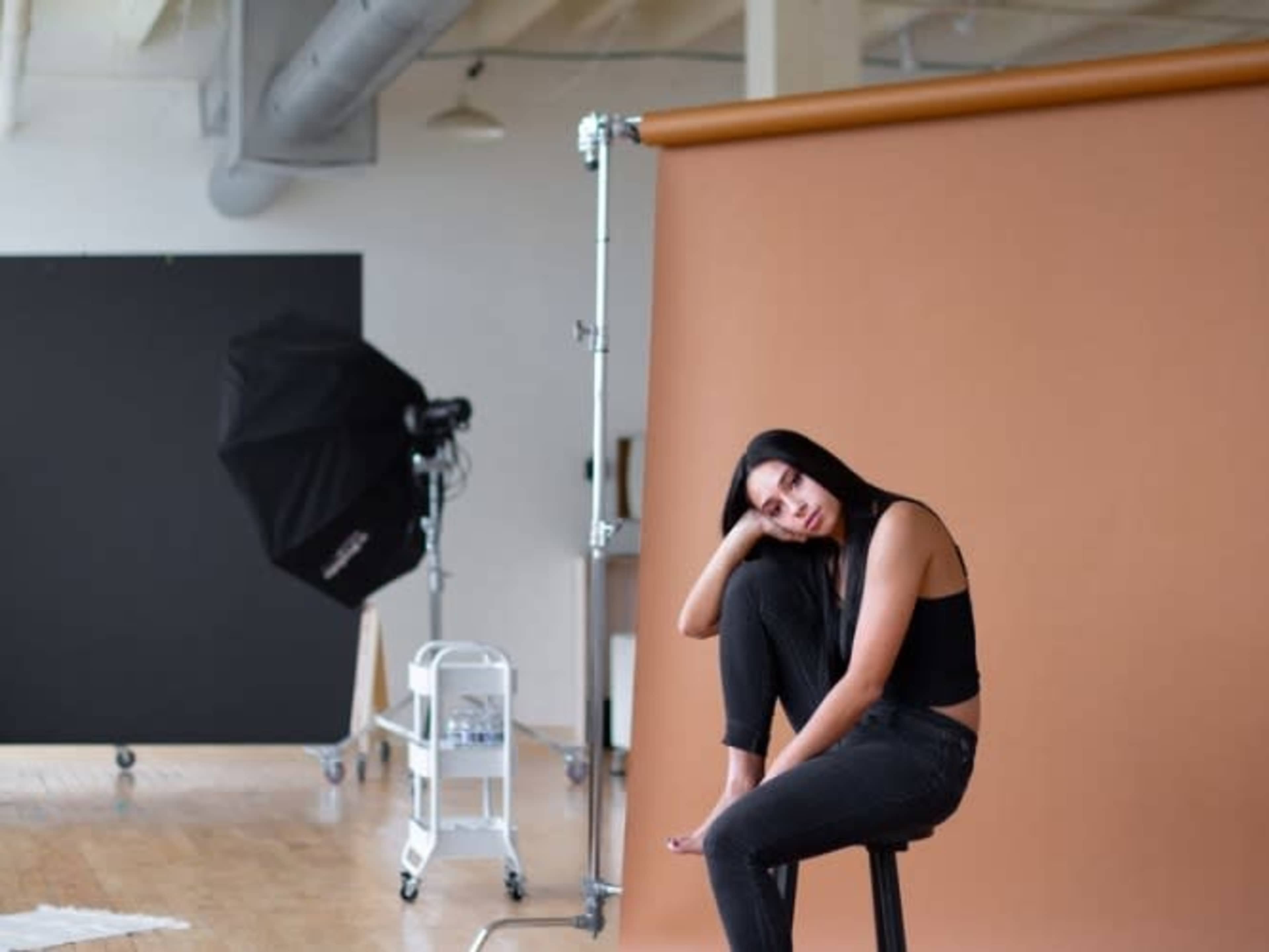  Clay 9' Sweep Paper Backdrop