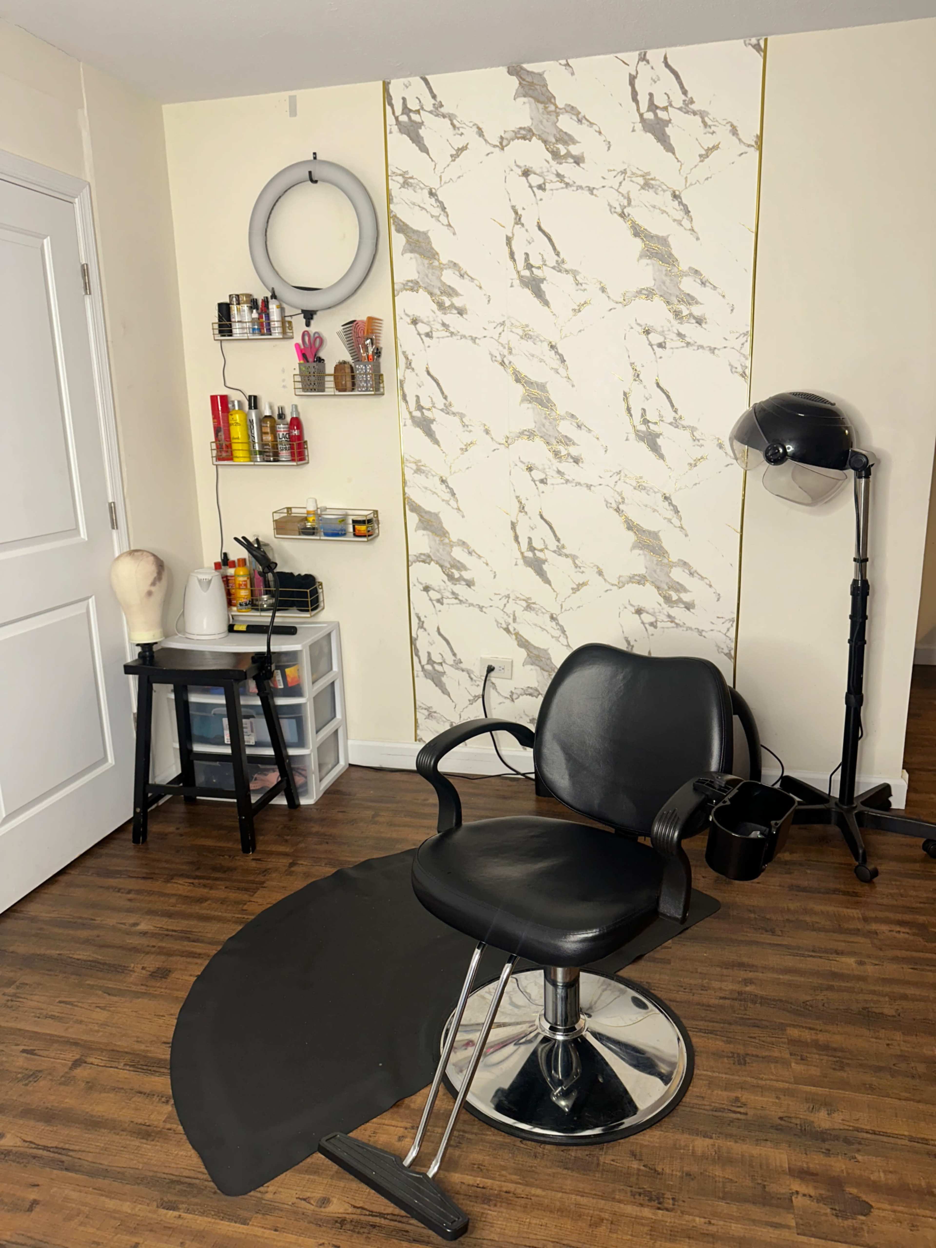 East Falls salon studio in quite home space Image in Germantown, Philadelphia, PA