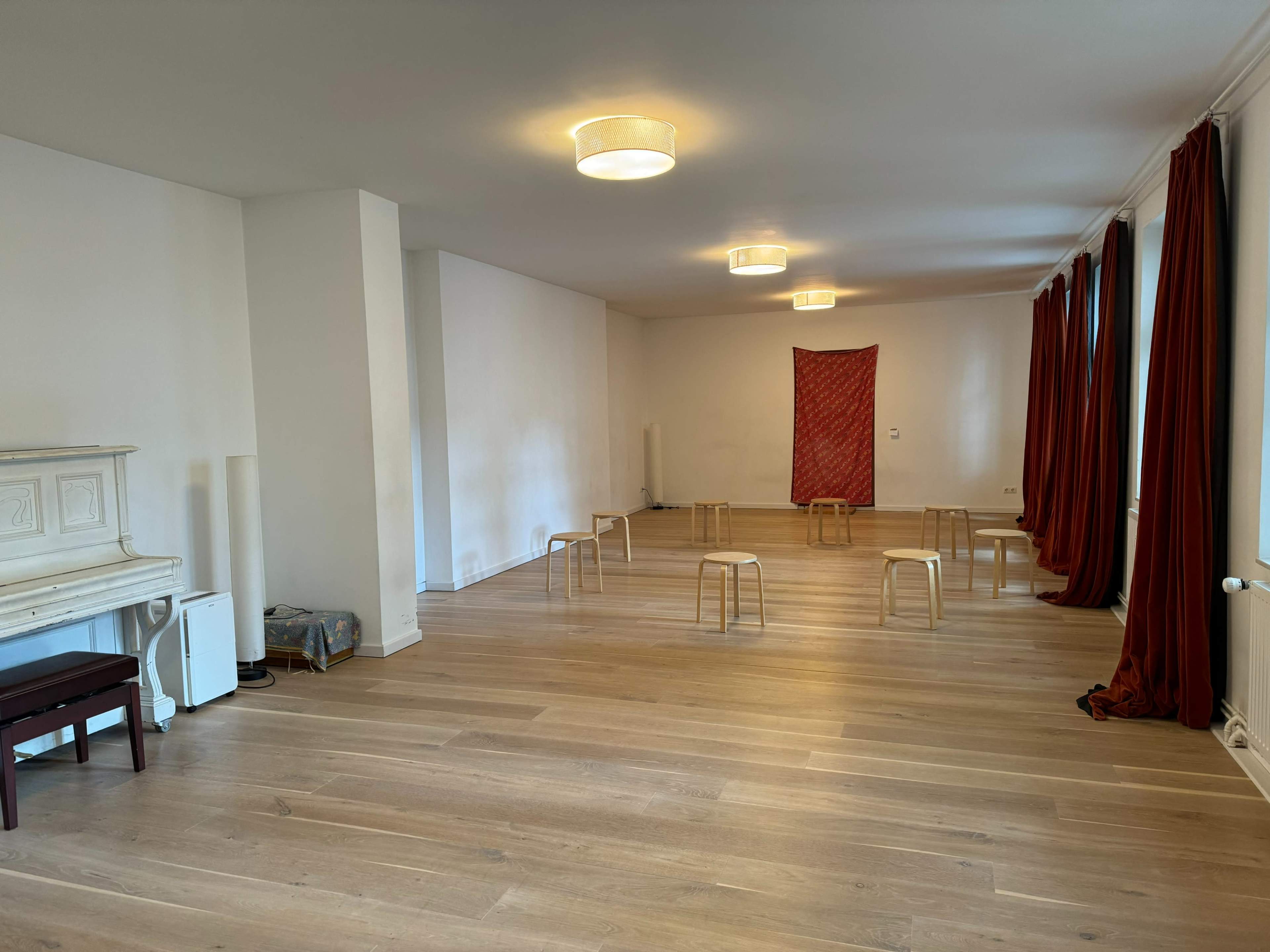 Räumlichkeiten für Tanz, Yoga, Film und Seminare im Herzen des Karoviertels und der Schanze Bild in St Pauli, Hamburg, 
