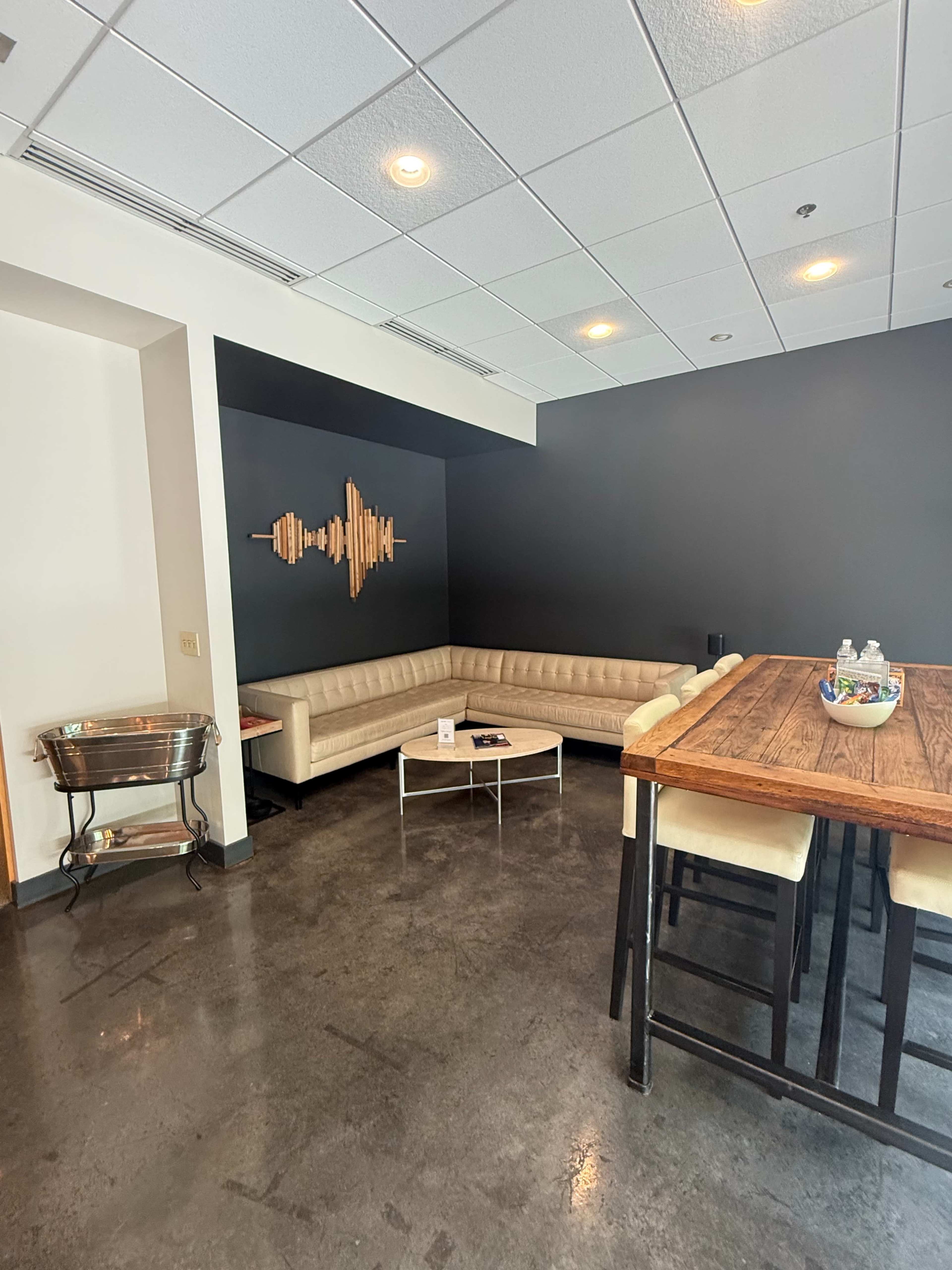 Greenroom / Meeting Space Image in Franklin, Franklin, TN