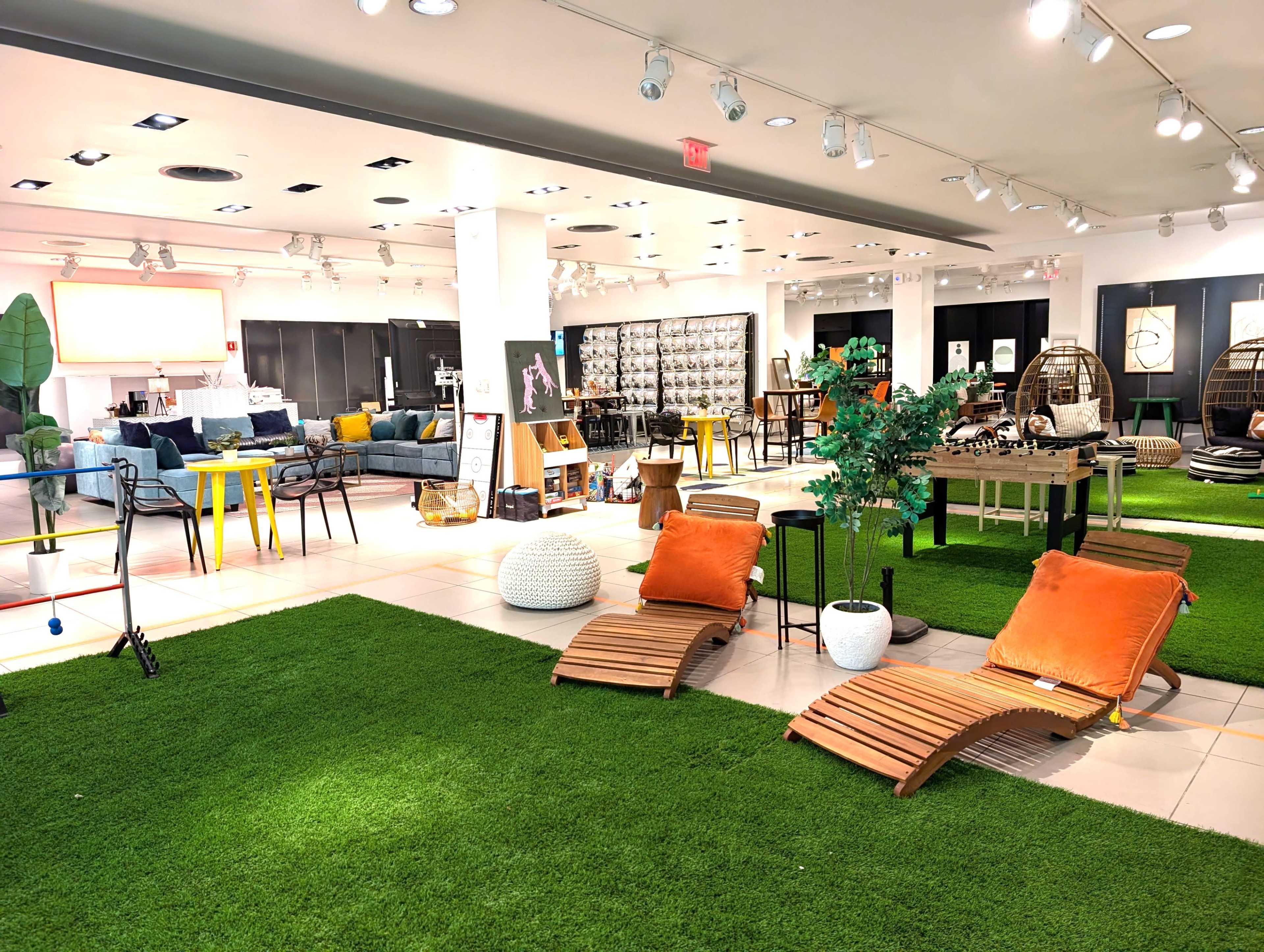 4000 sq ft EVENT SPACE | Parties, Classes, Socials, Fun & More | Free Easy Parking Image in North Redondo, Redondo Beach, CA