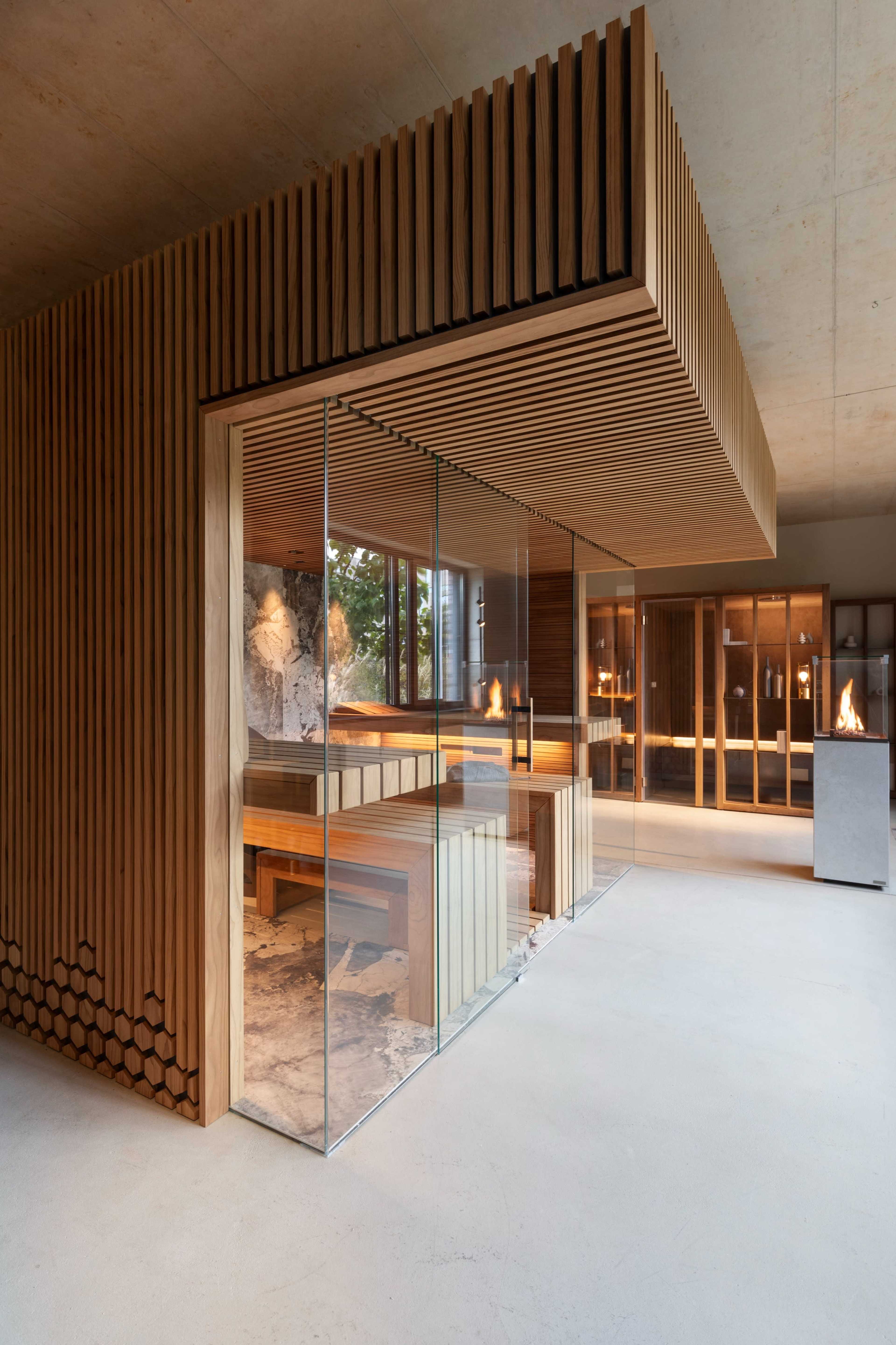 Badezimmer Design Showroom | Industriehalle Image in Vogelsang, Köln