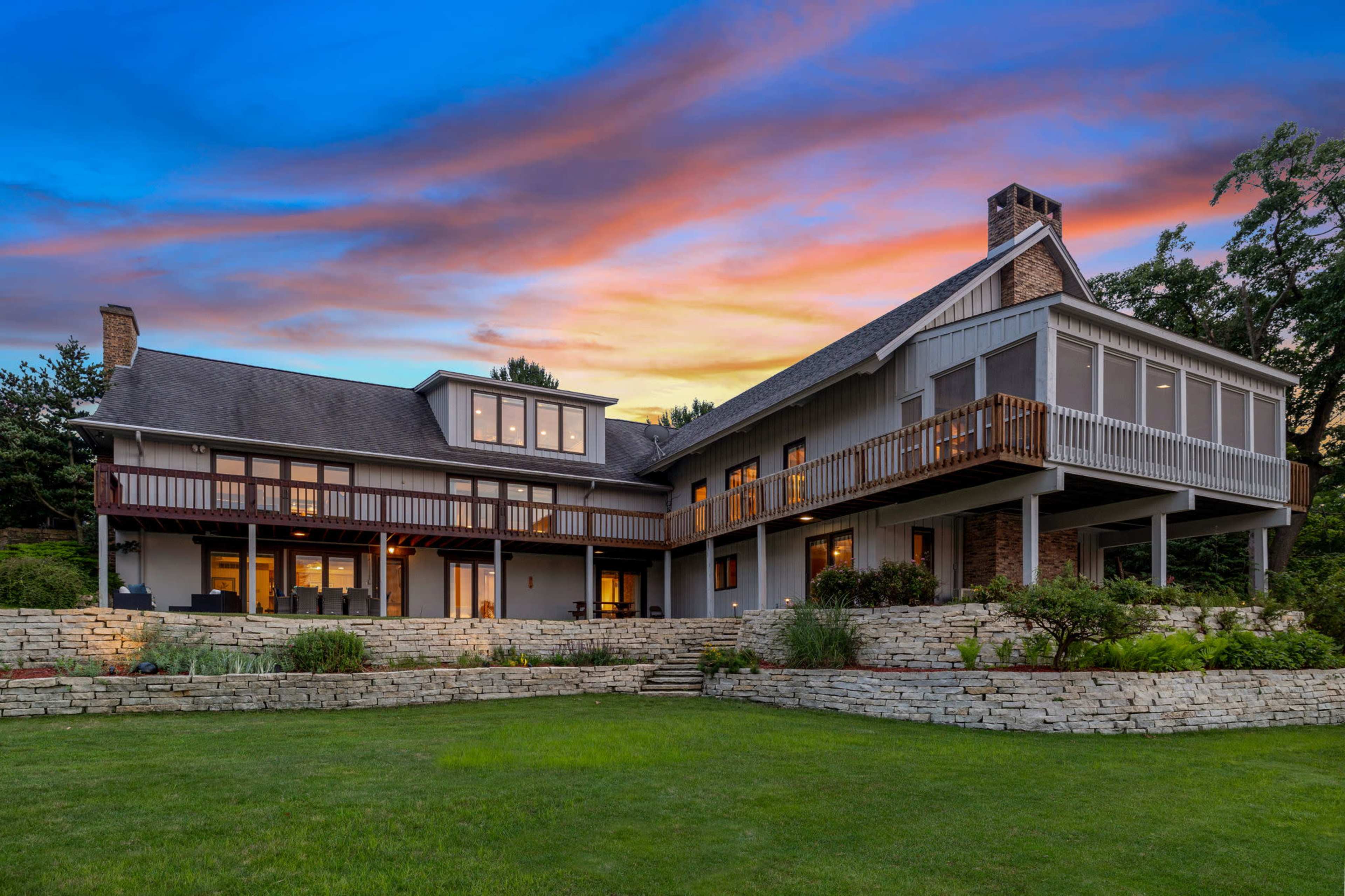 Lodge, 3 private lakes, and more on 500 acres of private wildlife preserve Image in Springfield Township, La Porte, IN