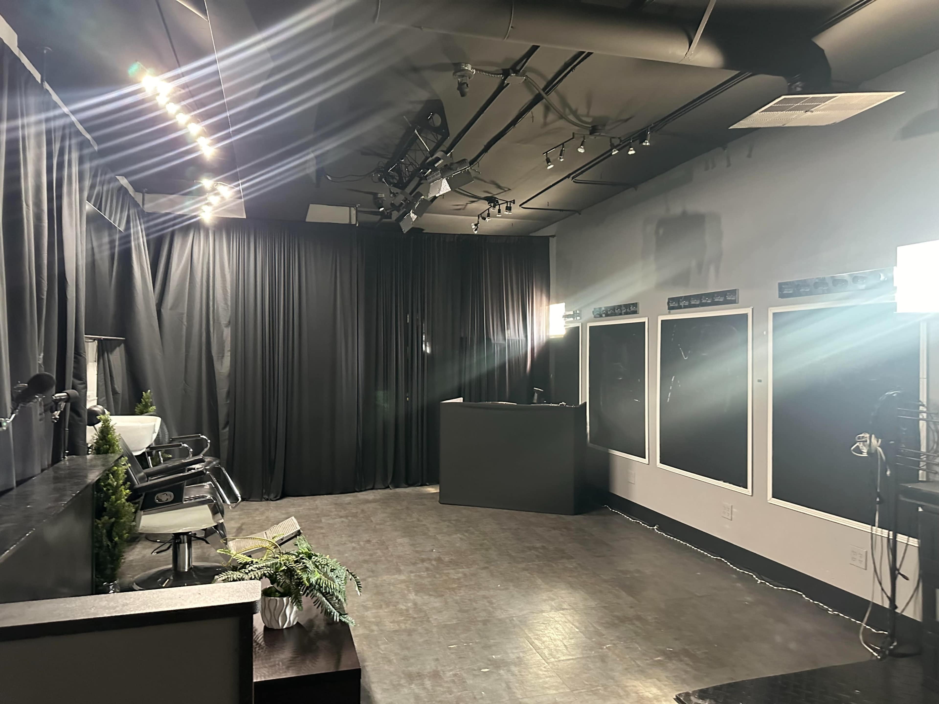 Content creator space multi-setup Image in Clinton Township, Clinton twp, MI