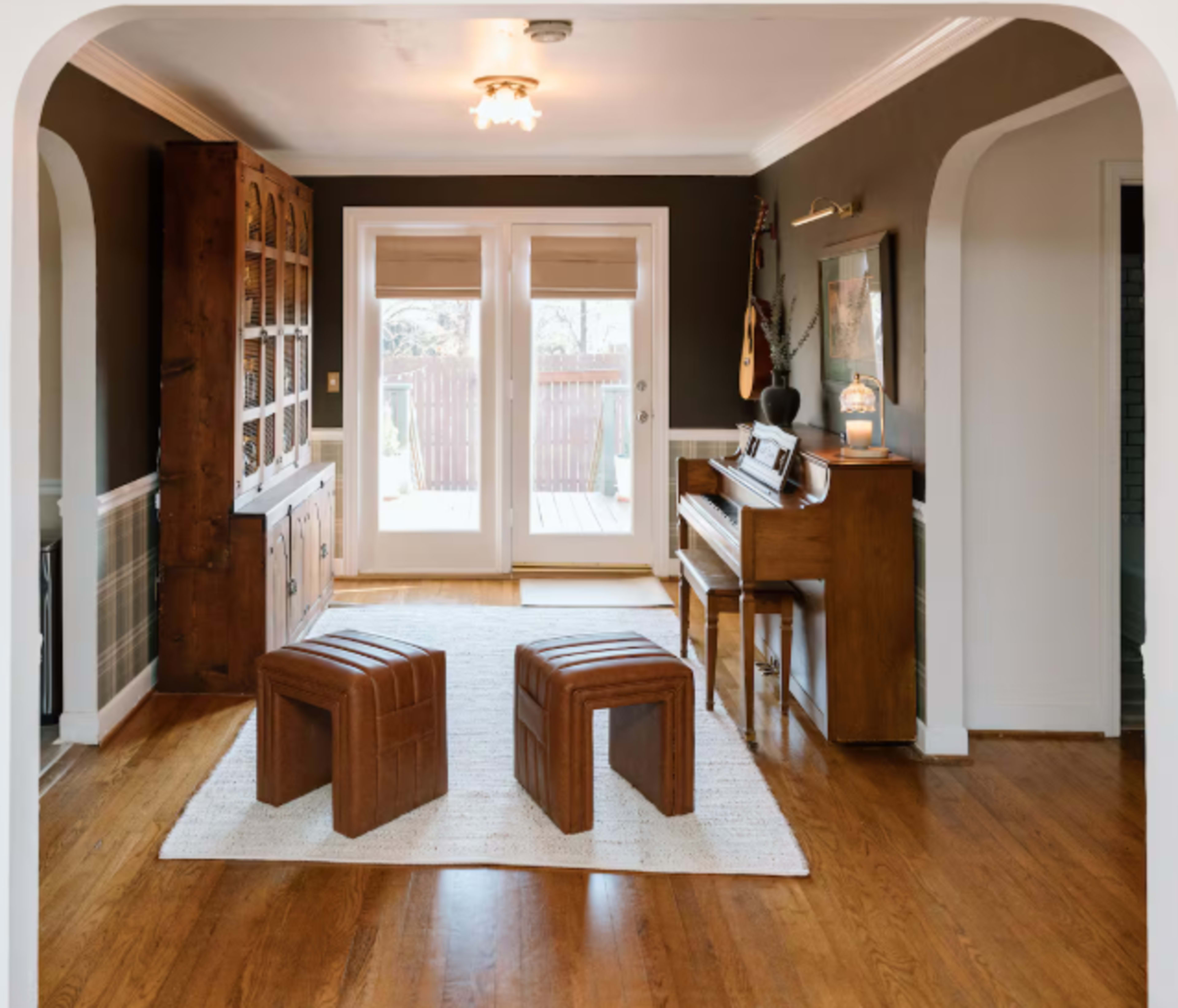 English Country Style Cottage with Speakeasy, Hot Tub, and Piano - 8 minutes from Downtown Greenville P Image in Wade Hampton, Greenville, SC