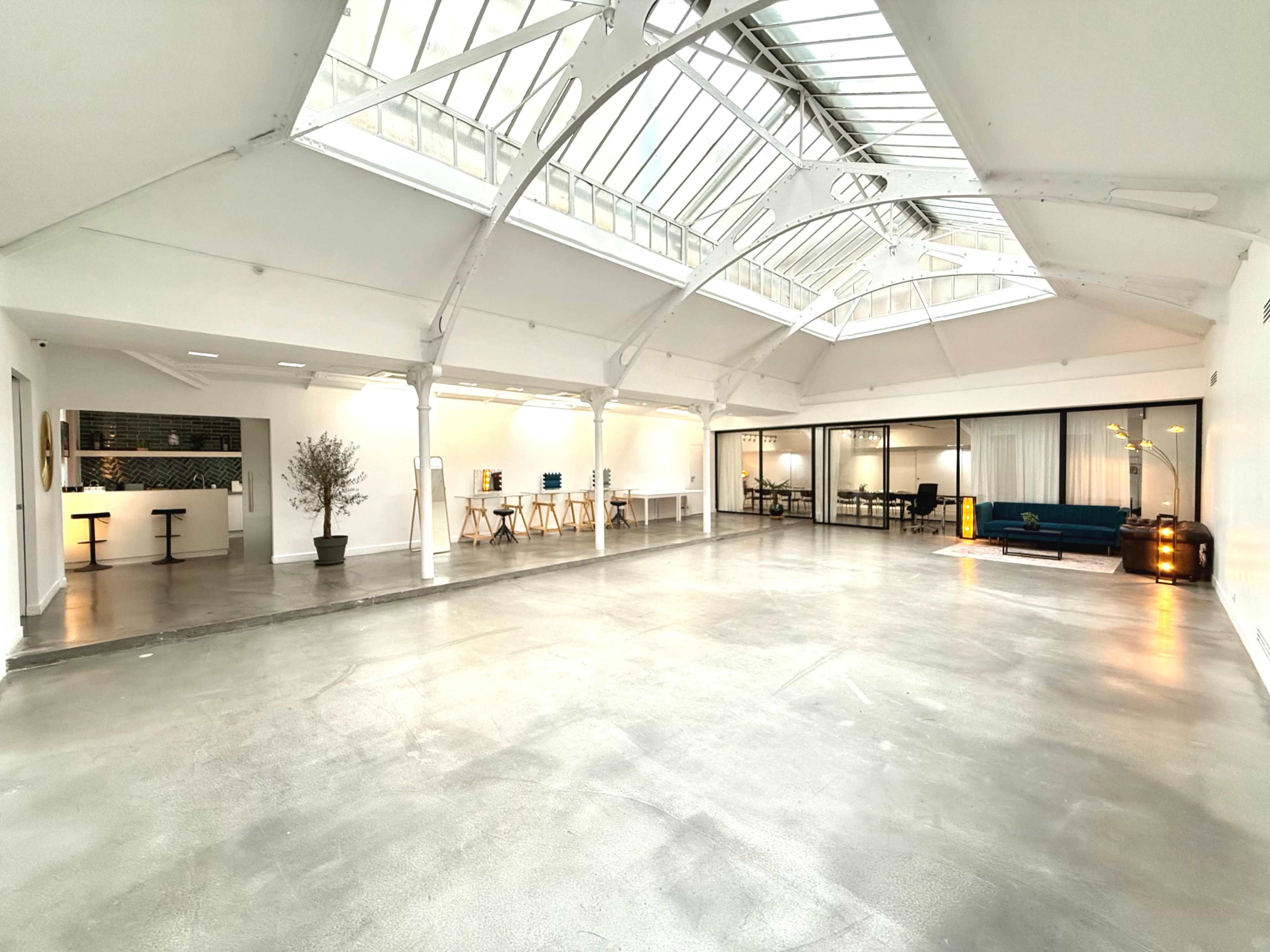 ESPACE ATYPIQUE EN PLEIN COEUR DU MARAIS Image in Saint-Merri, paris, 
