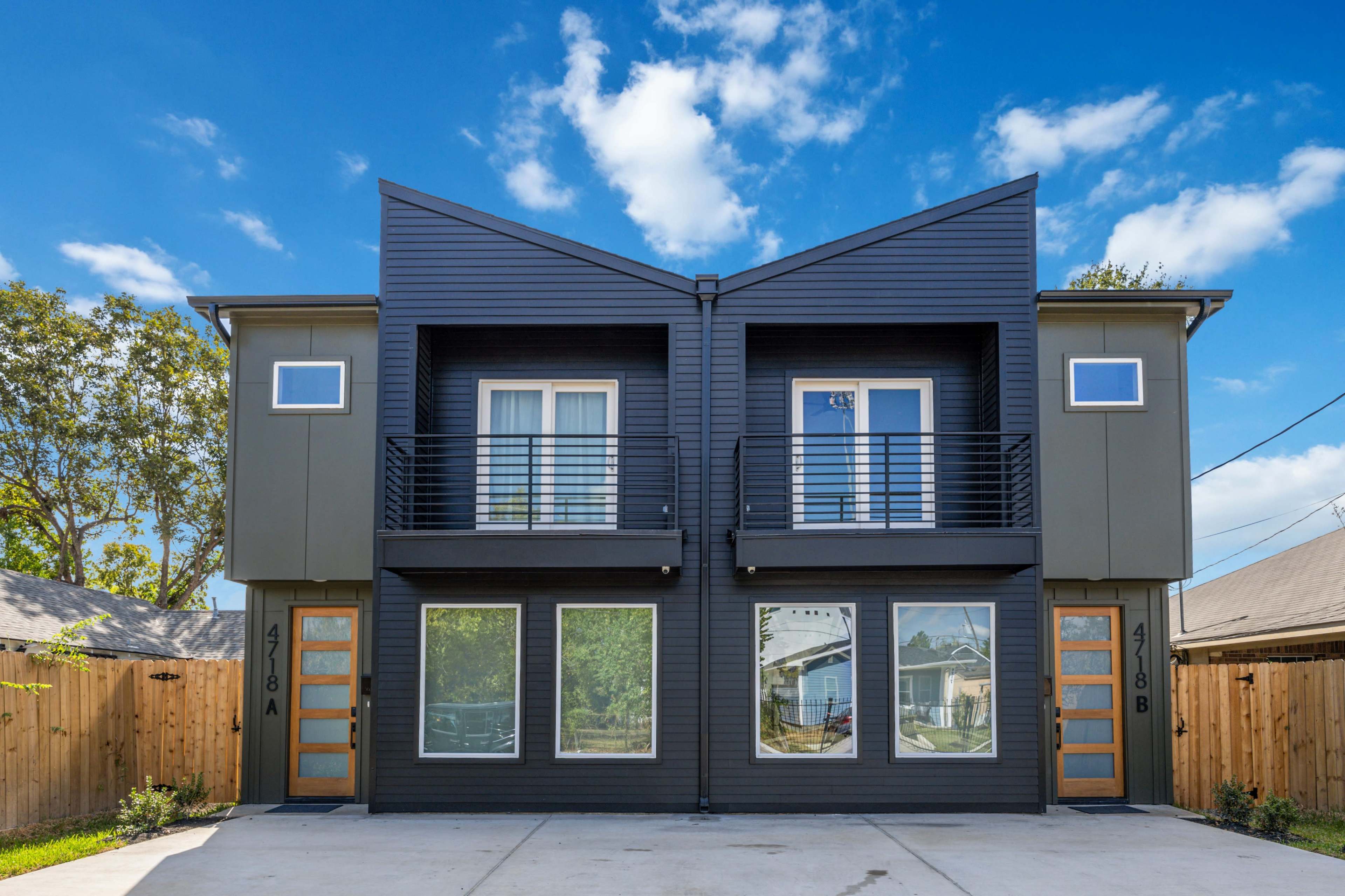 Downtown Contemporary Townhouse Near East River 9 and Minute Maid Image in Greater Fifth Ward, Houston, TX