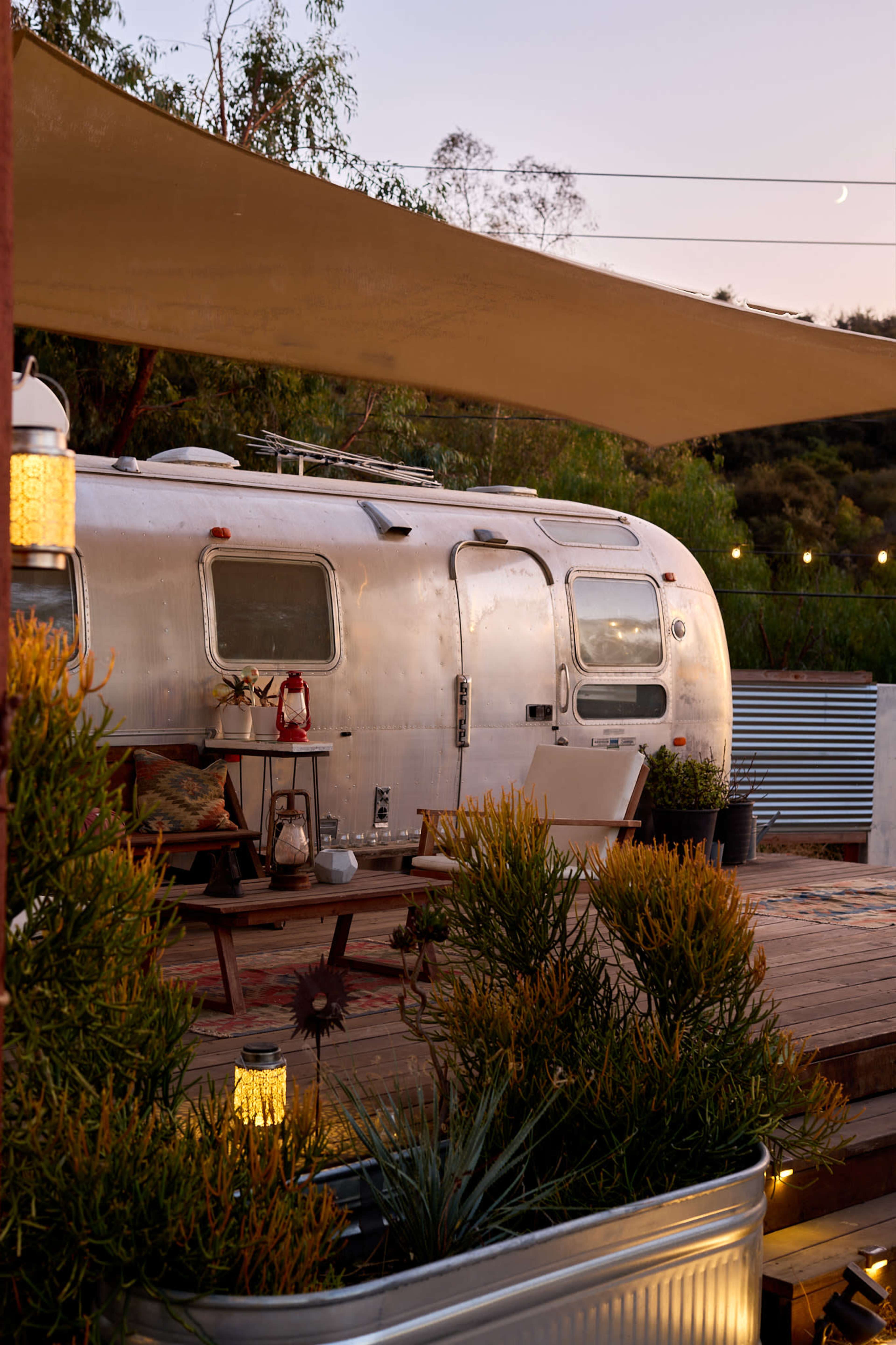 Mountaintop retro airstream and music studio with Topanga Canyon views Image in Sylvia Park, Topanga, CA