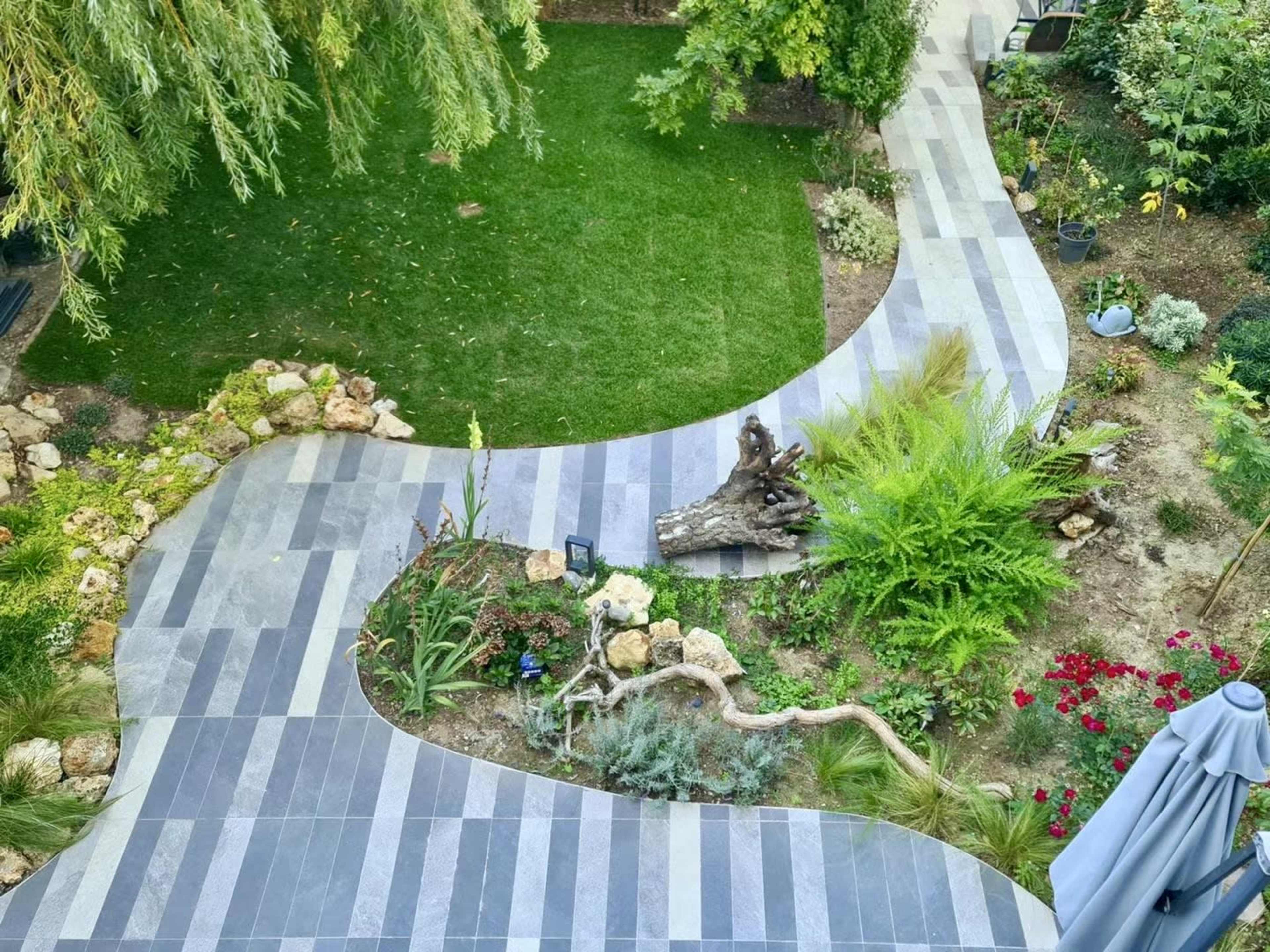 Maison de Verdure Proche Paris Image in , Bagneux