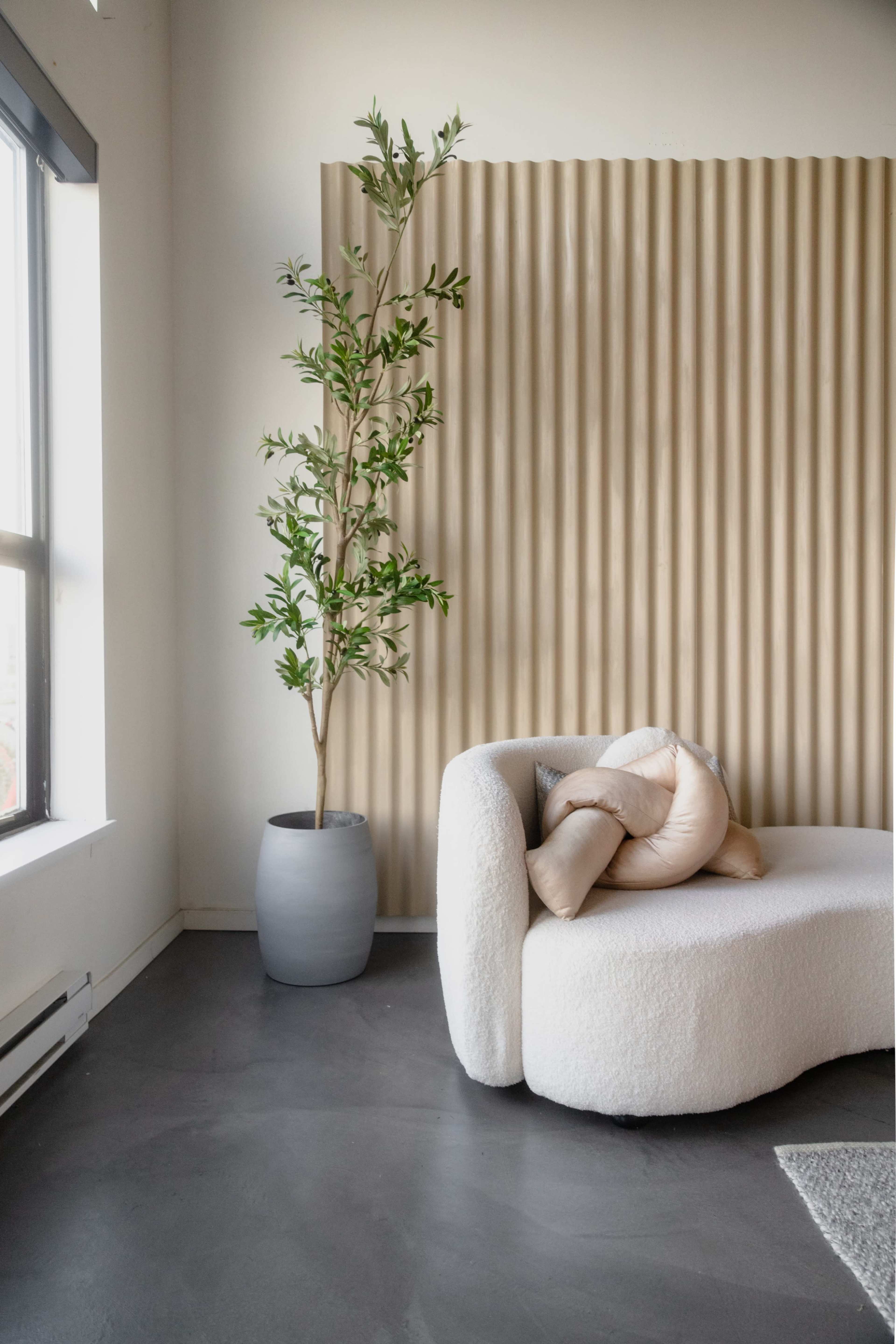 Stylish, Modern Loft Studio Image in Strathcona, Vancouver, BC