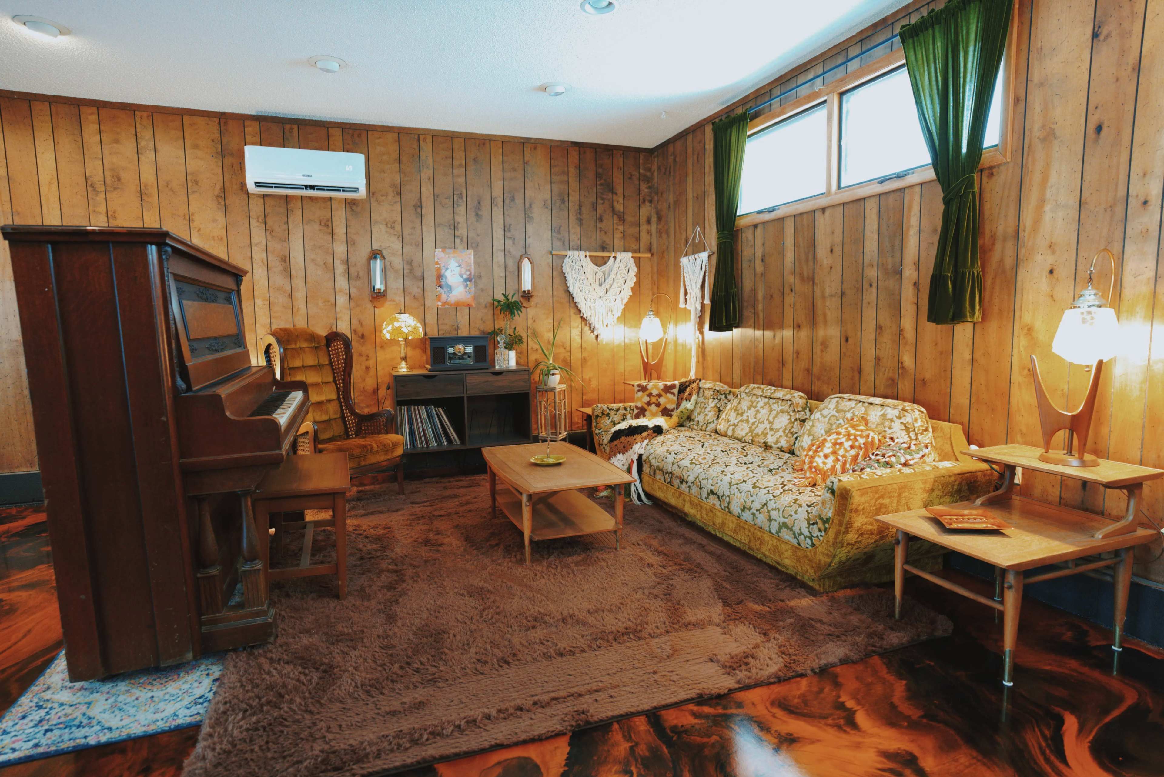 Retro 70s Space Just Outside of Nashville Image in , Pleasant View, TN