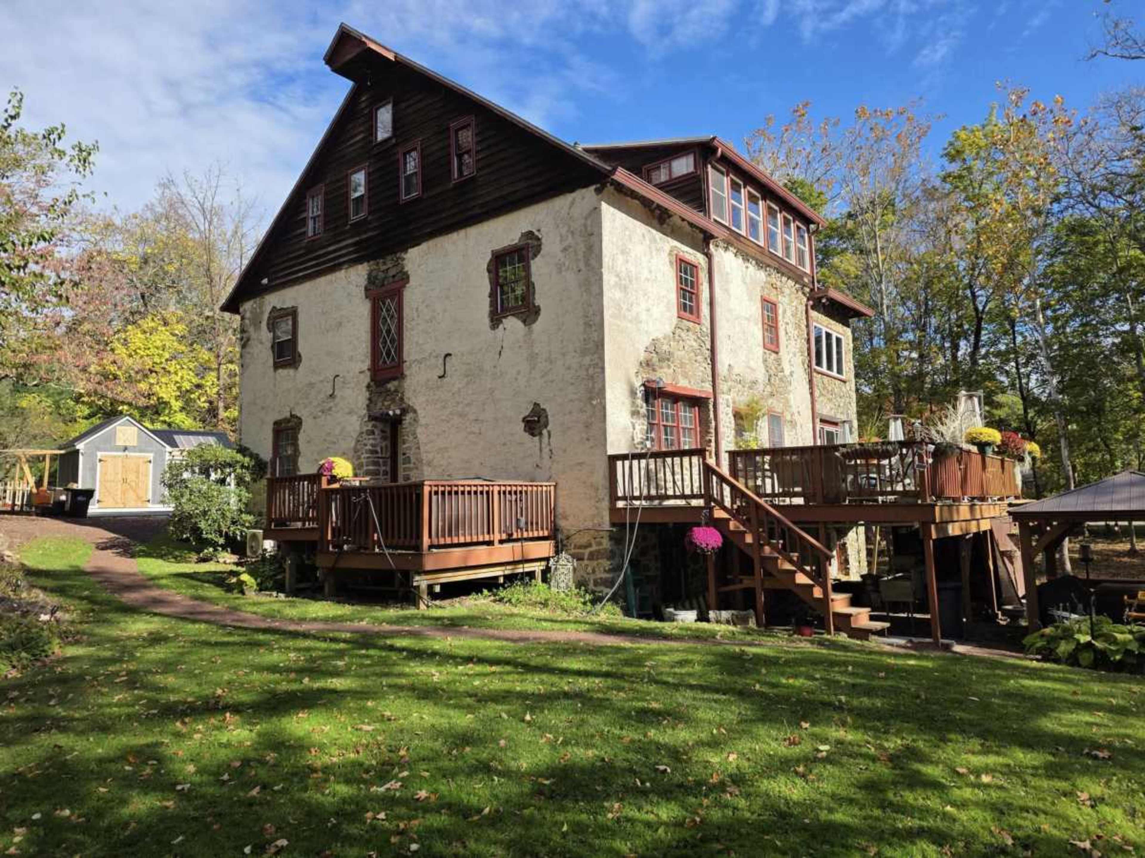 300 Year Old Creekside Mill House Image in Milford Township, QUAKERTOWN, PA
