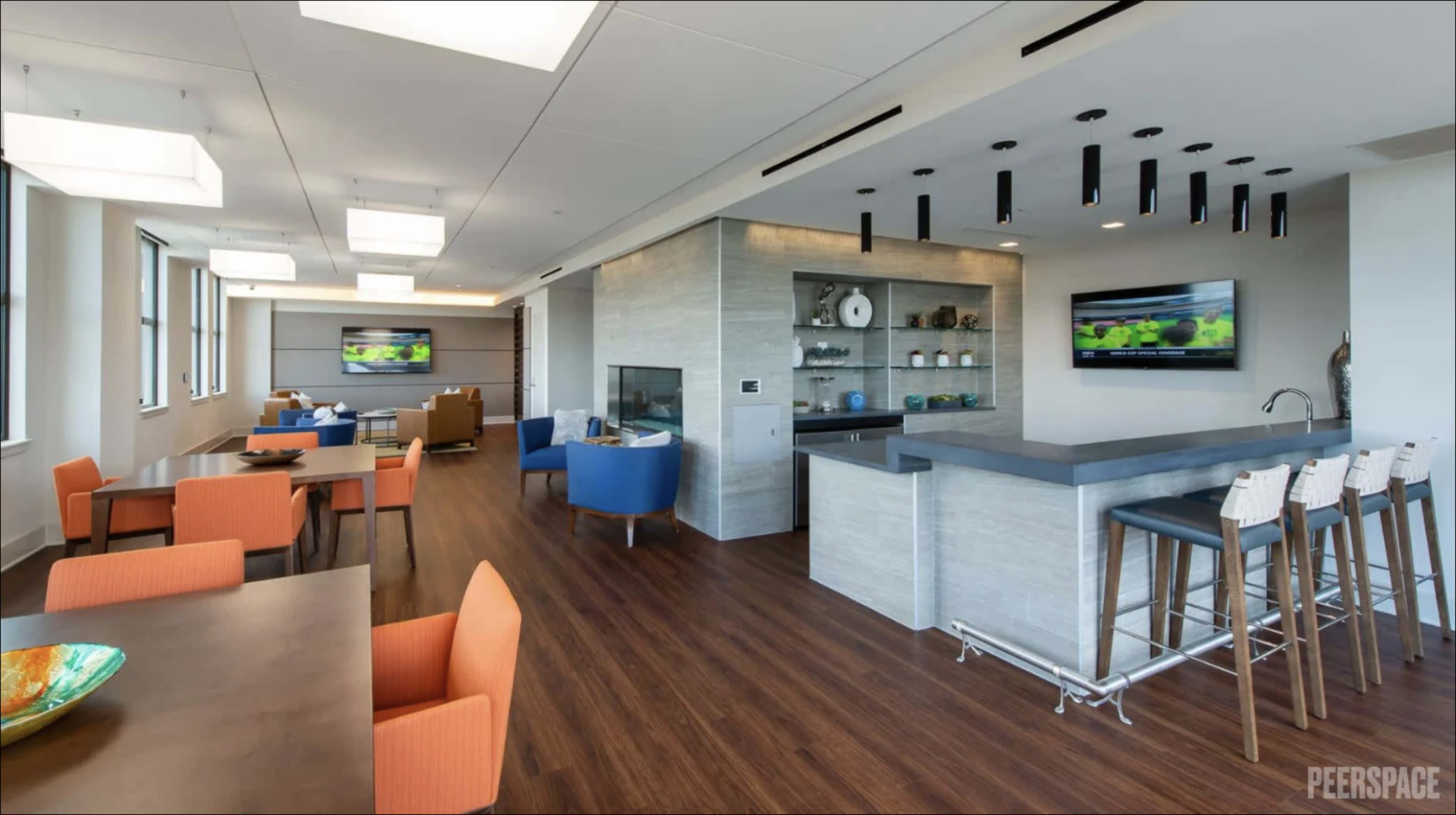 Elevated Rooftop Indoor Lounge in Historic Old Town Alexandria with DC Skyline Views Image in Old Town West, Alexandria, VA