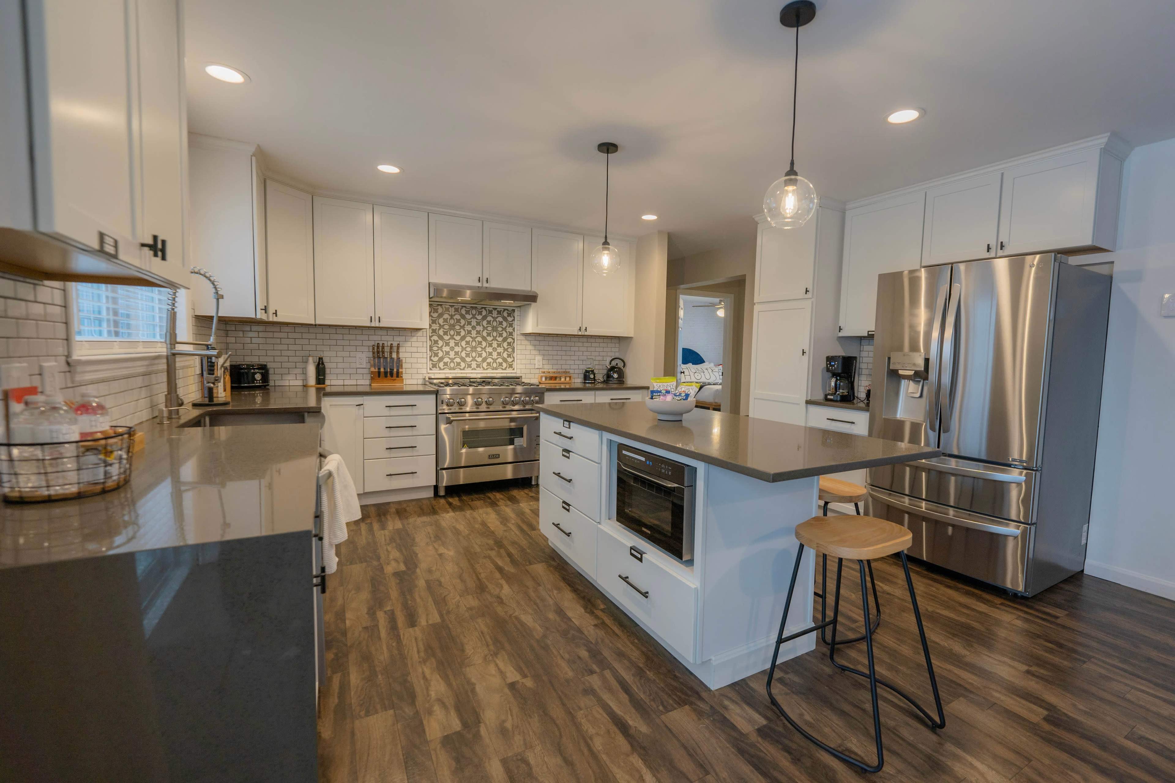 Mid-Century Modern Mountain Retreat Image in Neversink, Parksville, NY