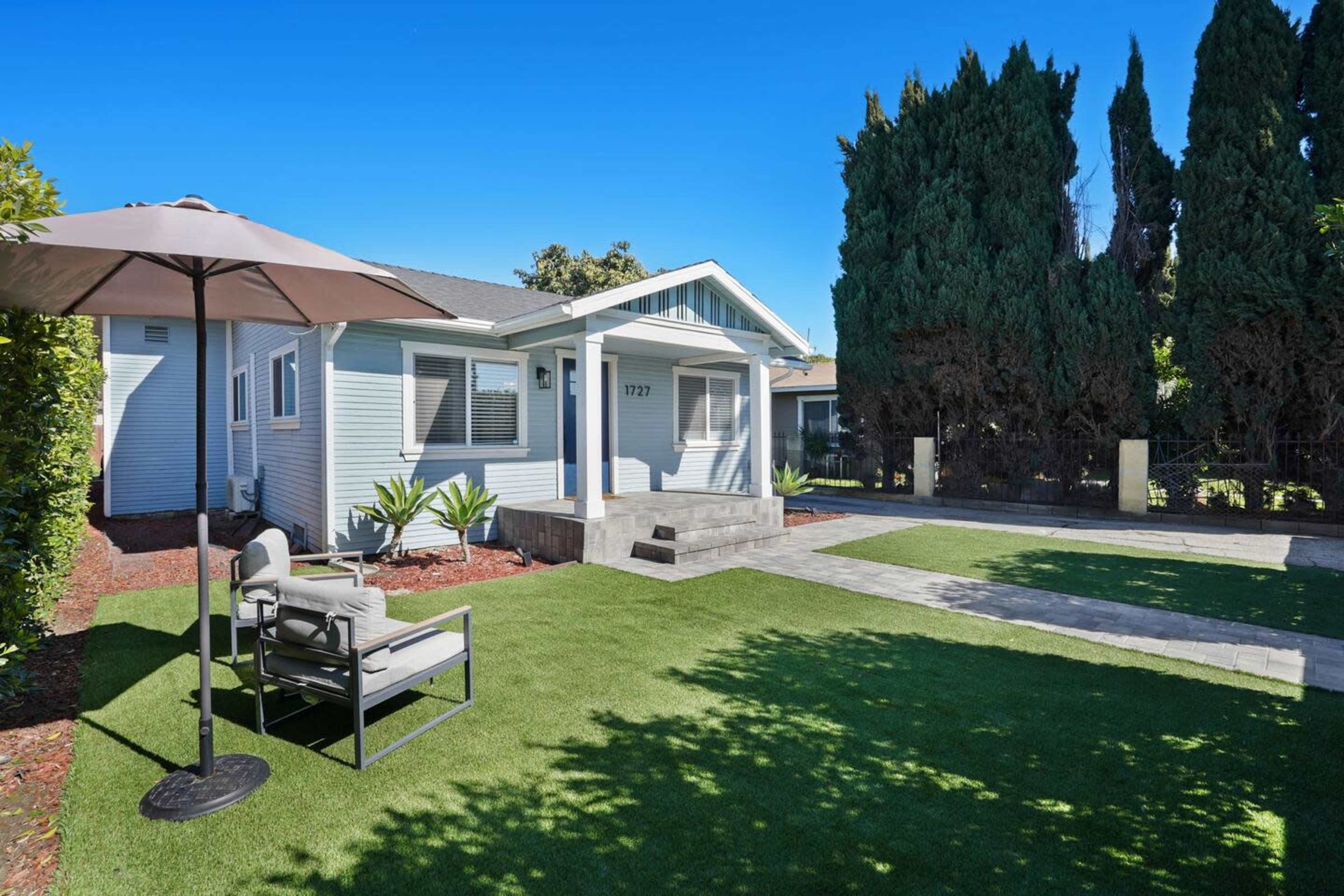 Private City Home with Dream Outdoor Space Image in South Los Angeles, Los Angeles, CA