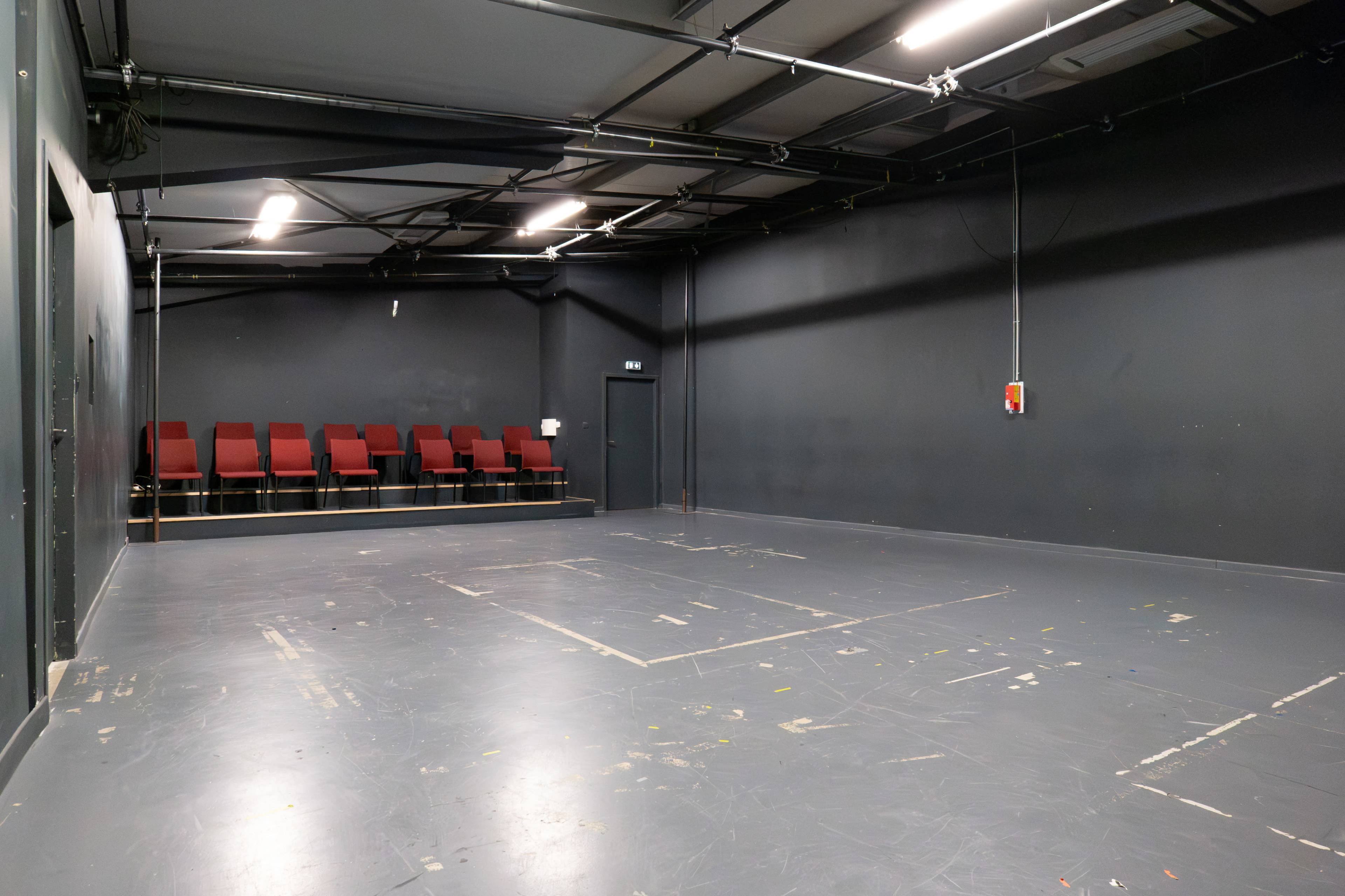 Espace modulable de 105m² pour tournages/studio photo/vidéo/événements Image in , Saint-Denis