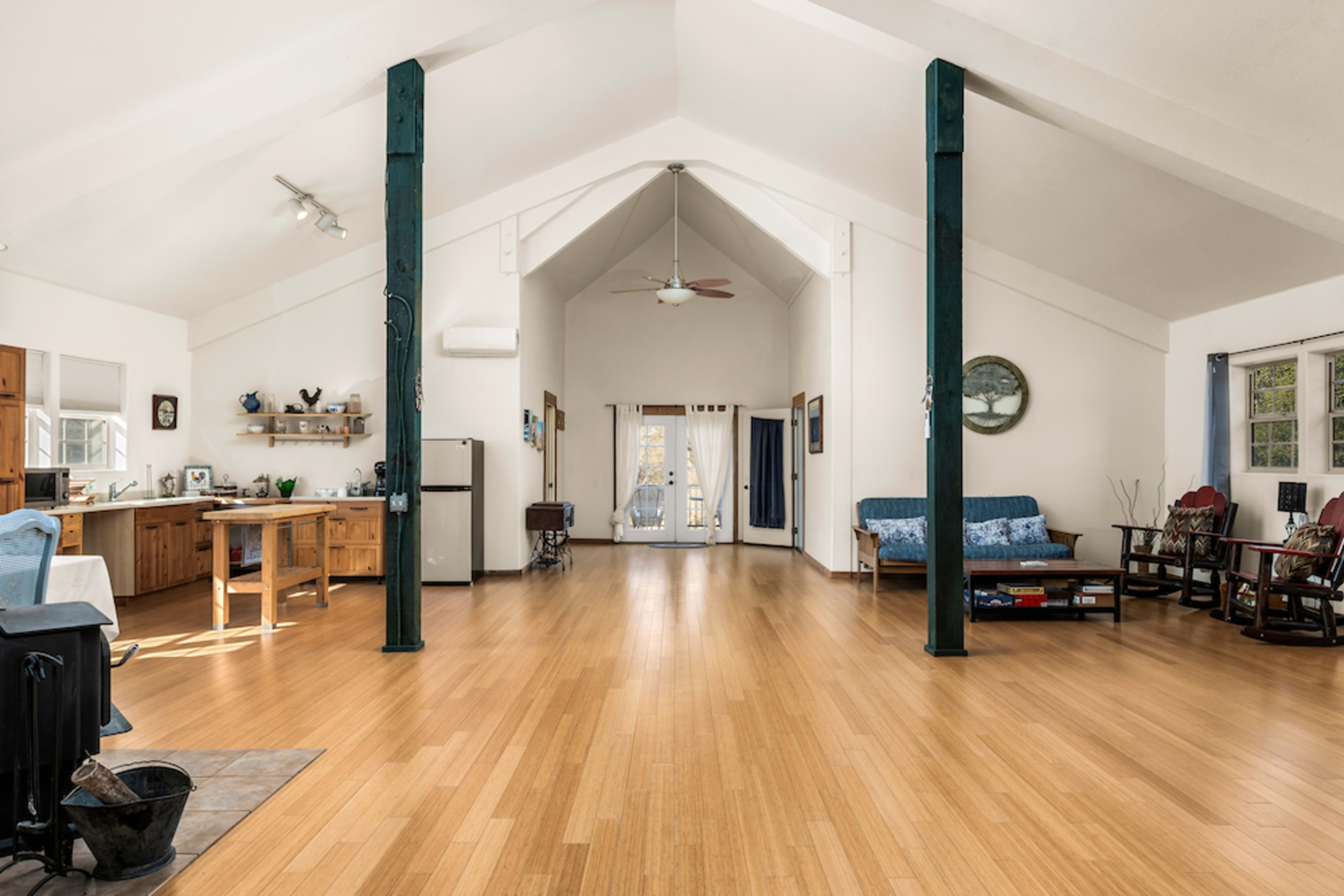 A Retreat & Gathering Sanctuary Image in , Grass Valley, CA