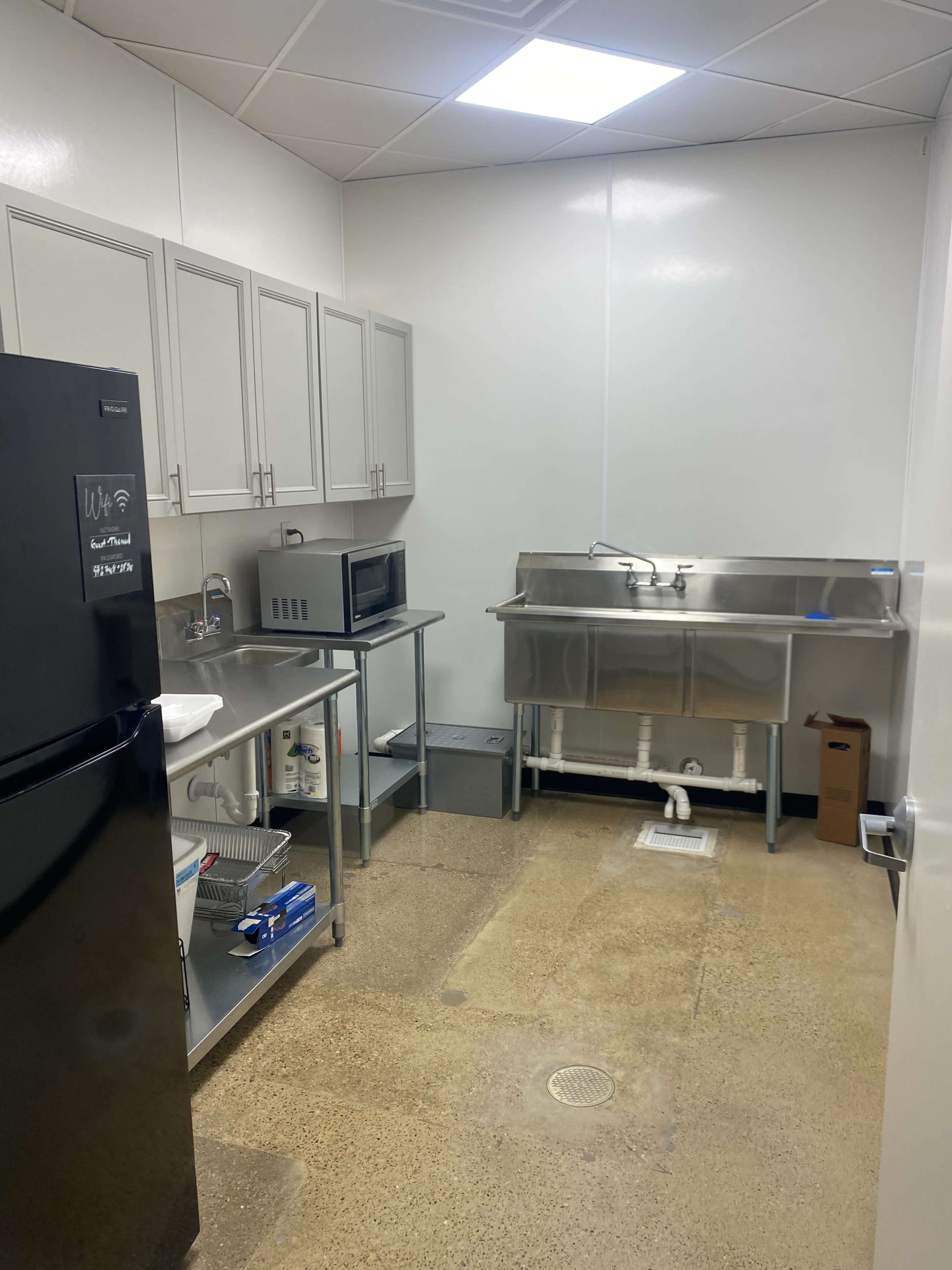 Intimate, brights, spacious Image in DeSoto, DeSoto, TX