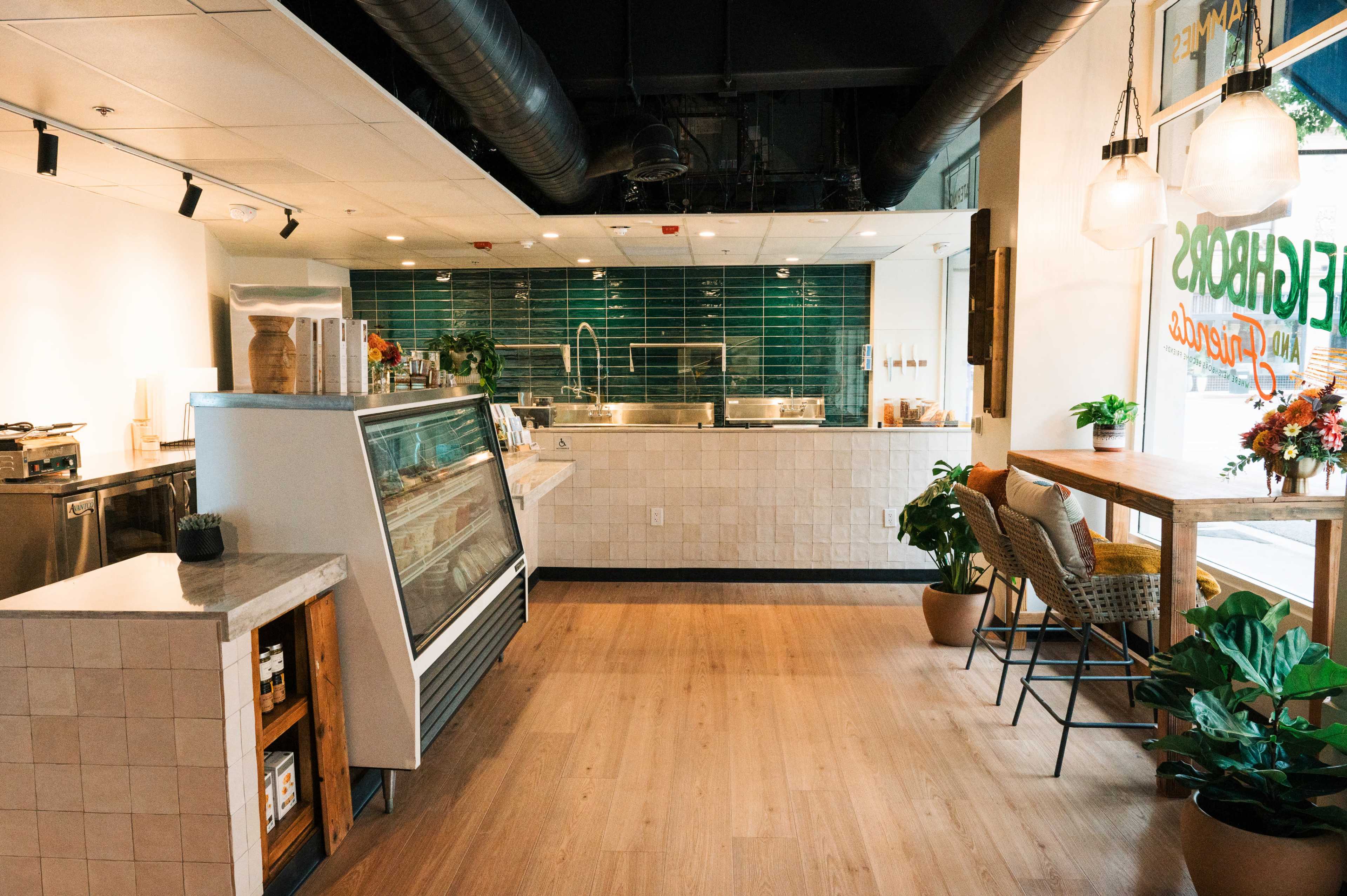 Old Town Pasadena Cafe Space Image in Old Pasadena, Pasadena, CA