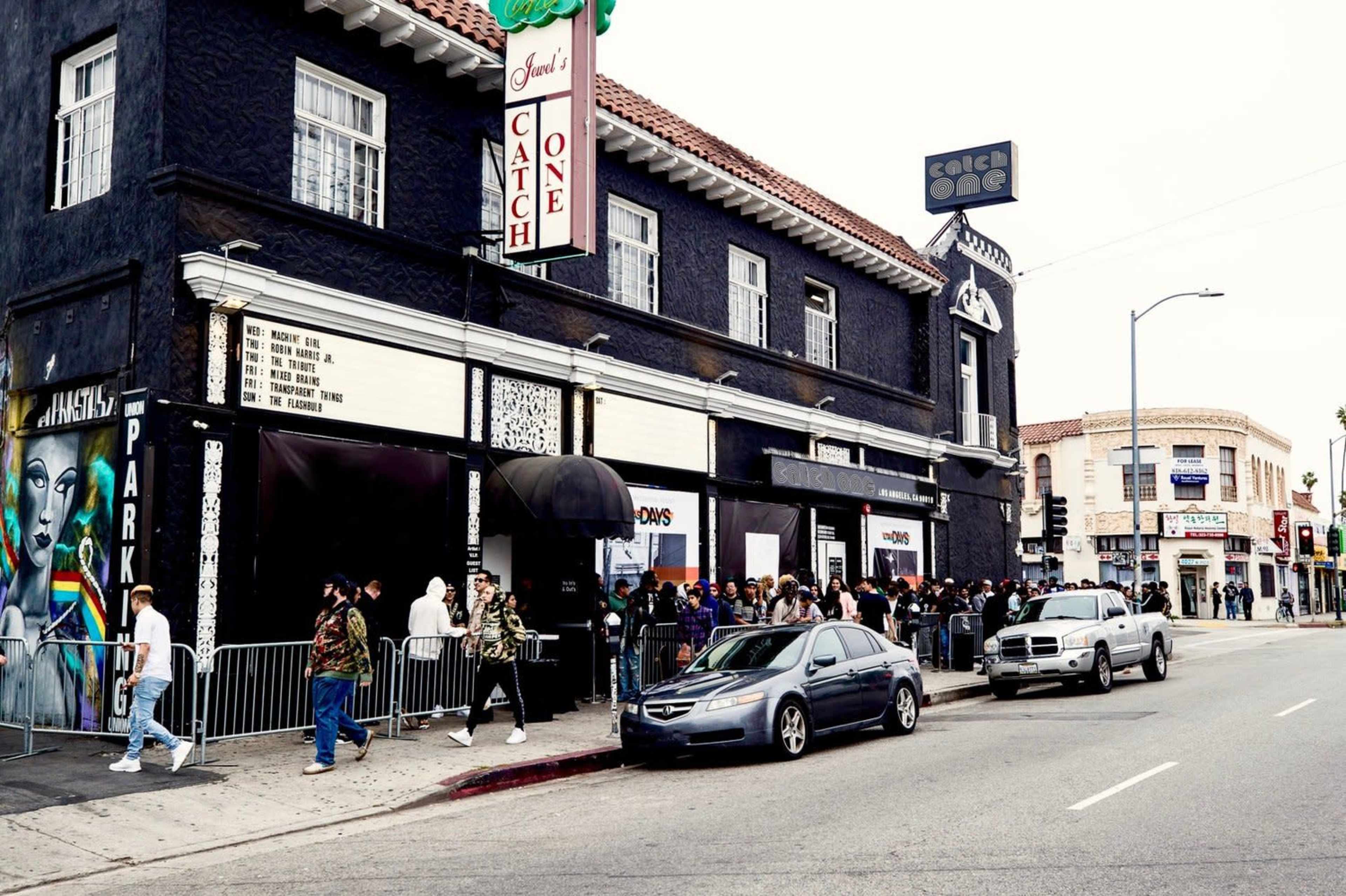 Catch One - Jewels Room Image in Arlington Heights, Los Angeles, CA