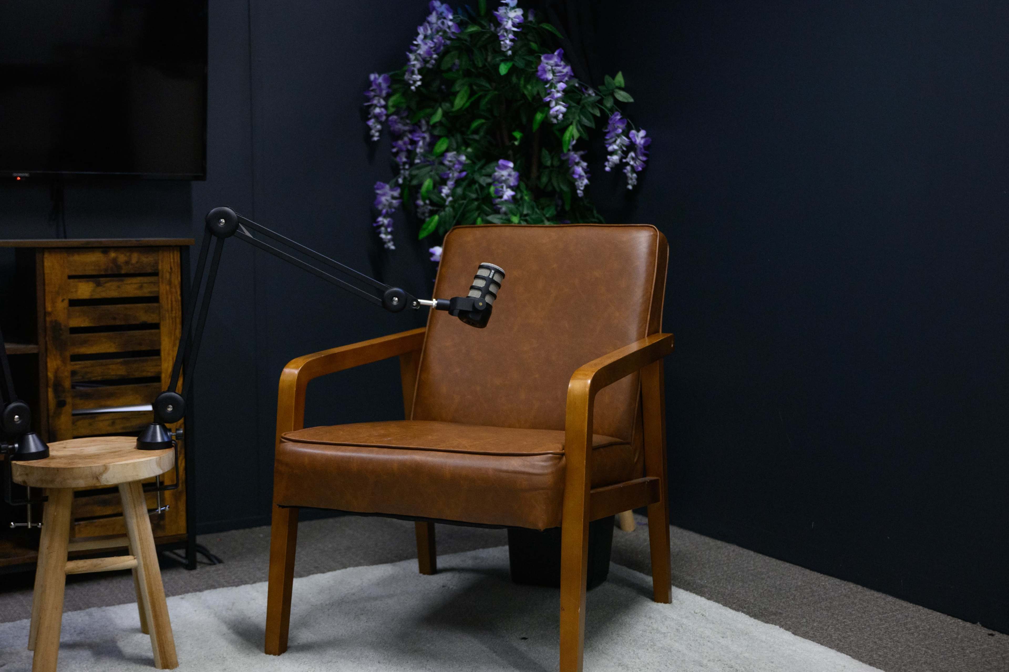 Studio Podcast Image in , Nanterre, 