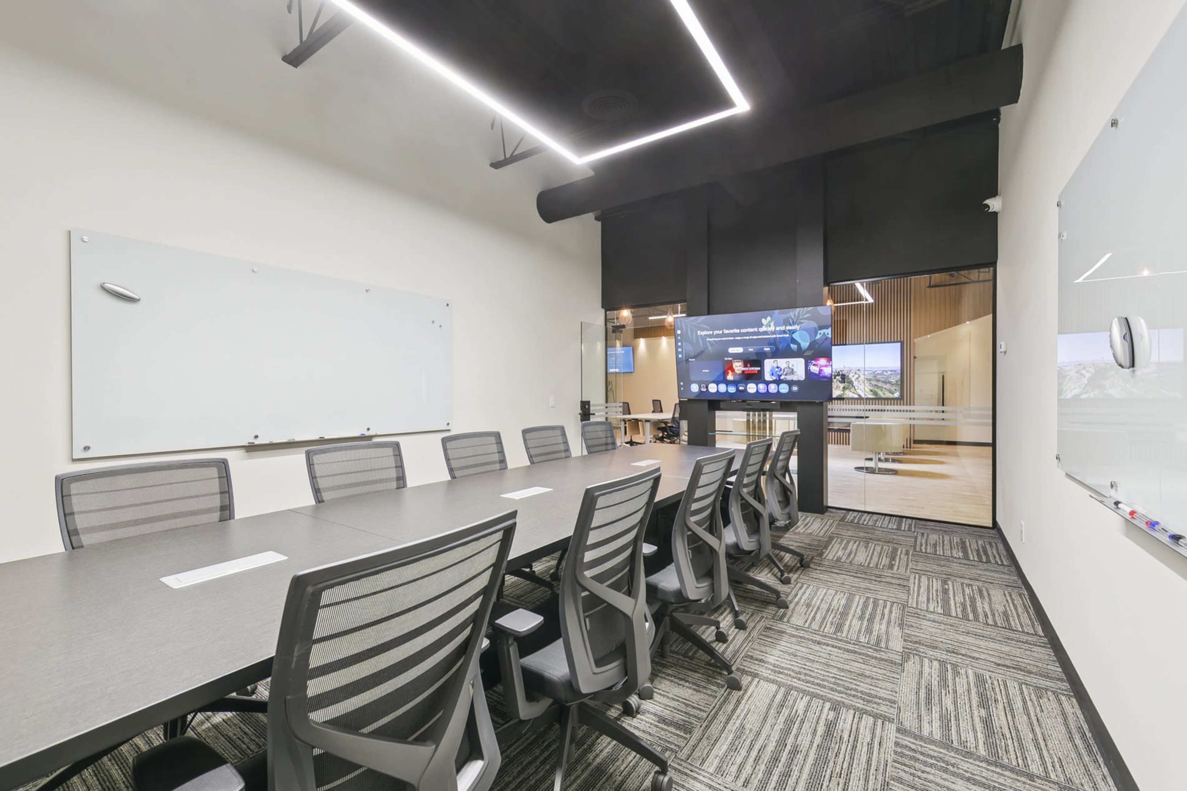 12-Person Boardroom in the Heart of Mississauga Image in Mississauga, Mississauga, ON
