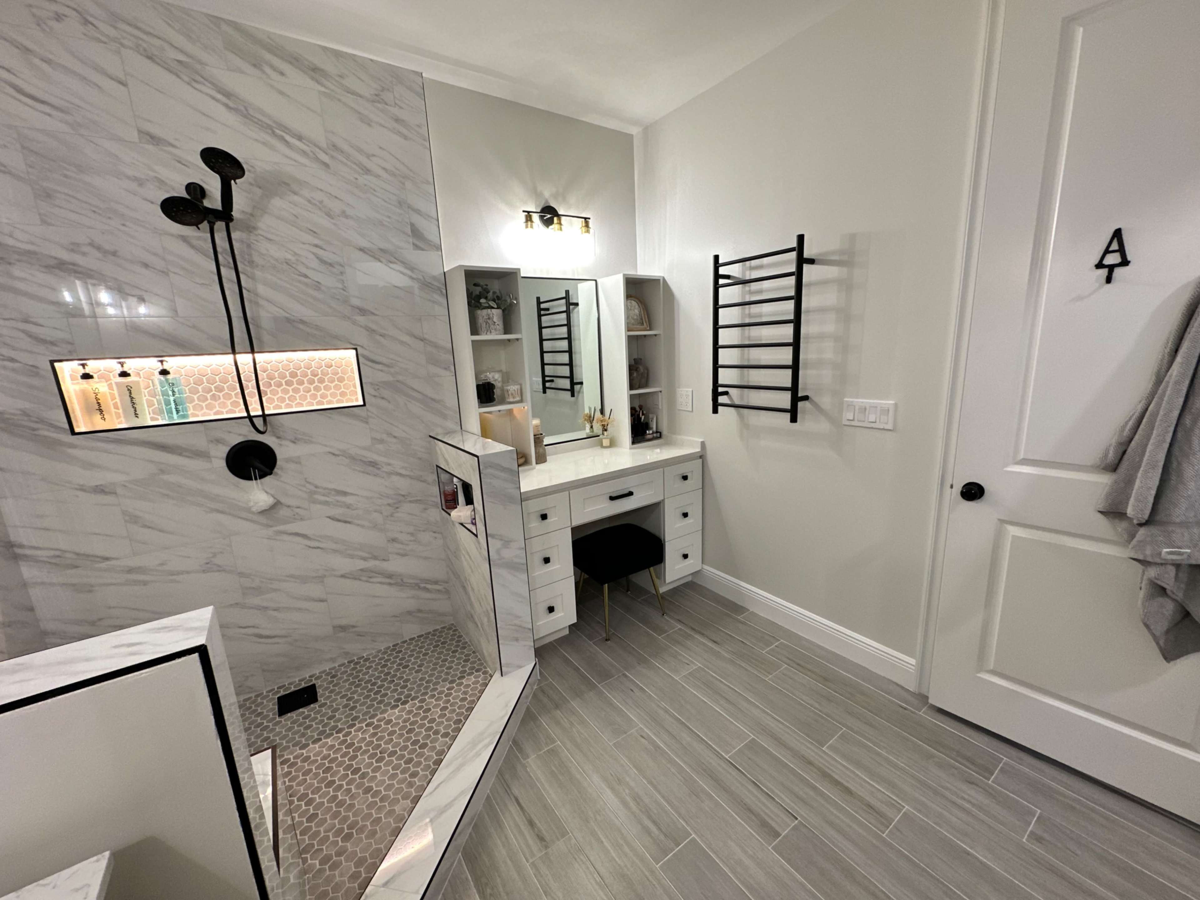 Master Bath/Vanity - great for makeup tutorials Image in Parkland, Parkland, FL